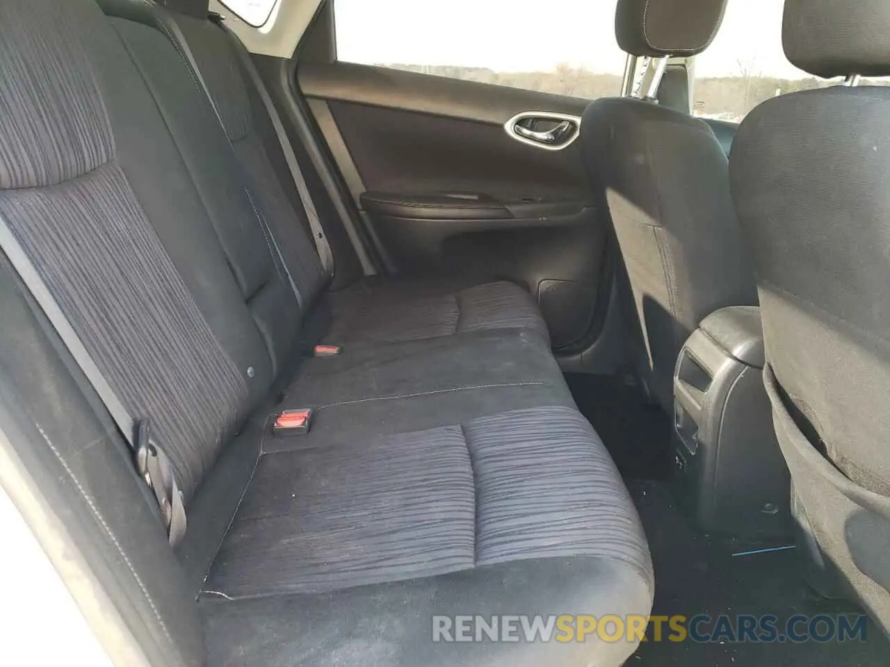 11 fotografías del automóvil dañado 3N1AB7AP8KY419731 NISSAN SENTRA 2019