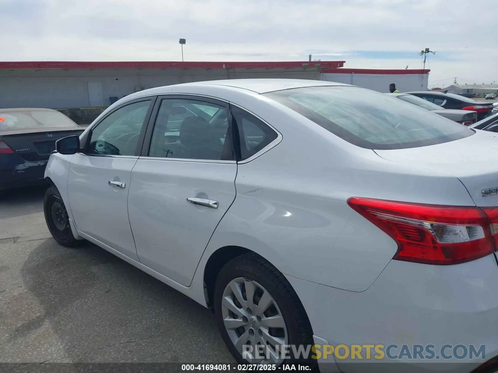 14 fotografías del automóvil dañado 3N1AB7AP8KY425934 NISSAN SENTRA 2019