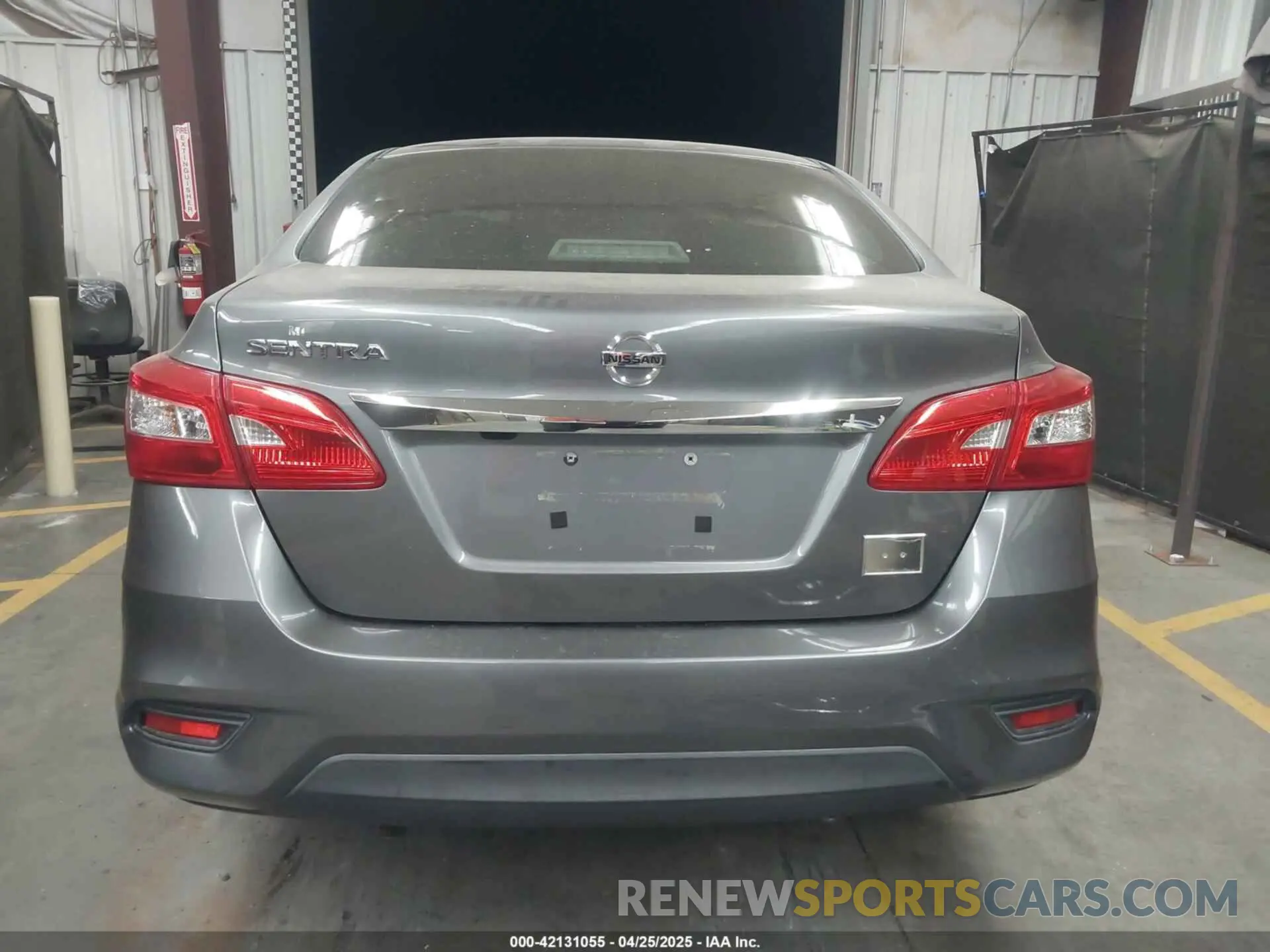 17 fotografías del automóvil dañado 3N1AB7AP8KY438800 NISSAN SENTRA 2019