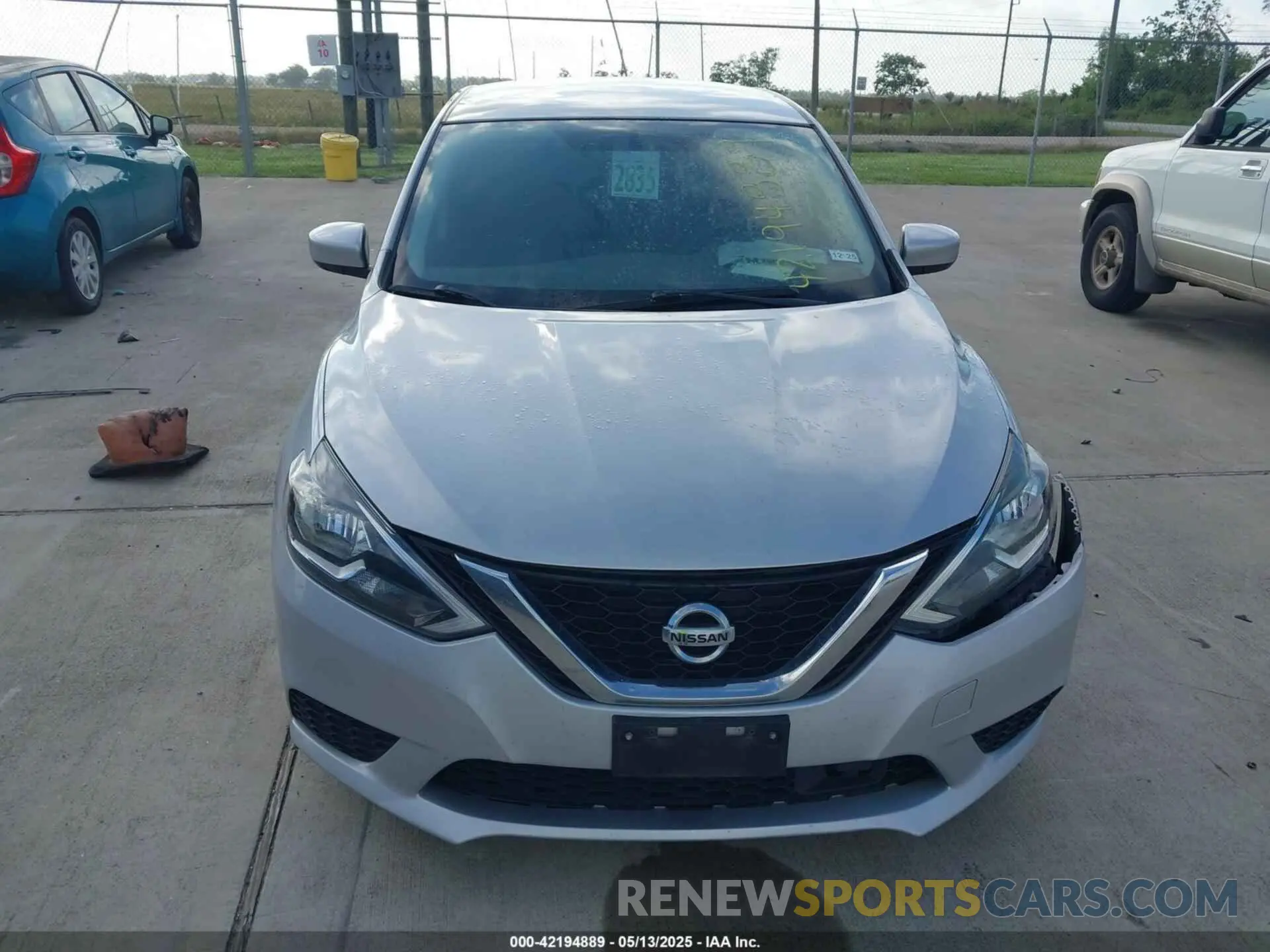 12 fotografías del automóvil dañado 3N1AB7AP8KY456164 NISSAN SENTRA 2019