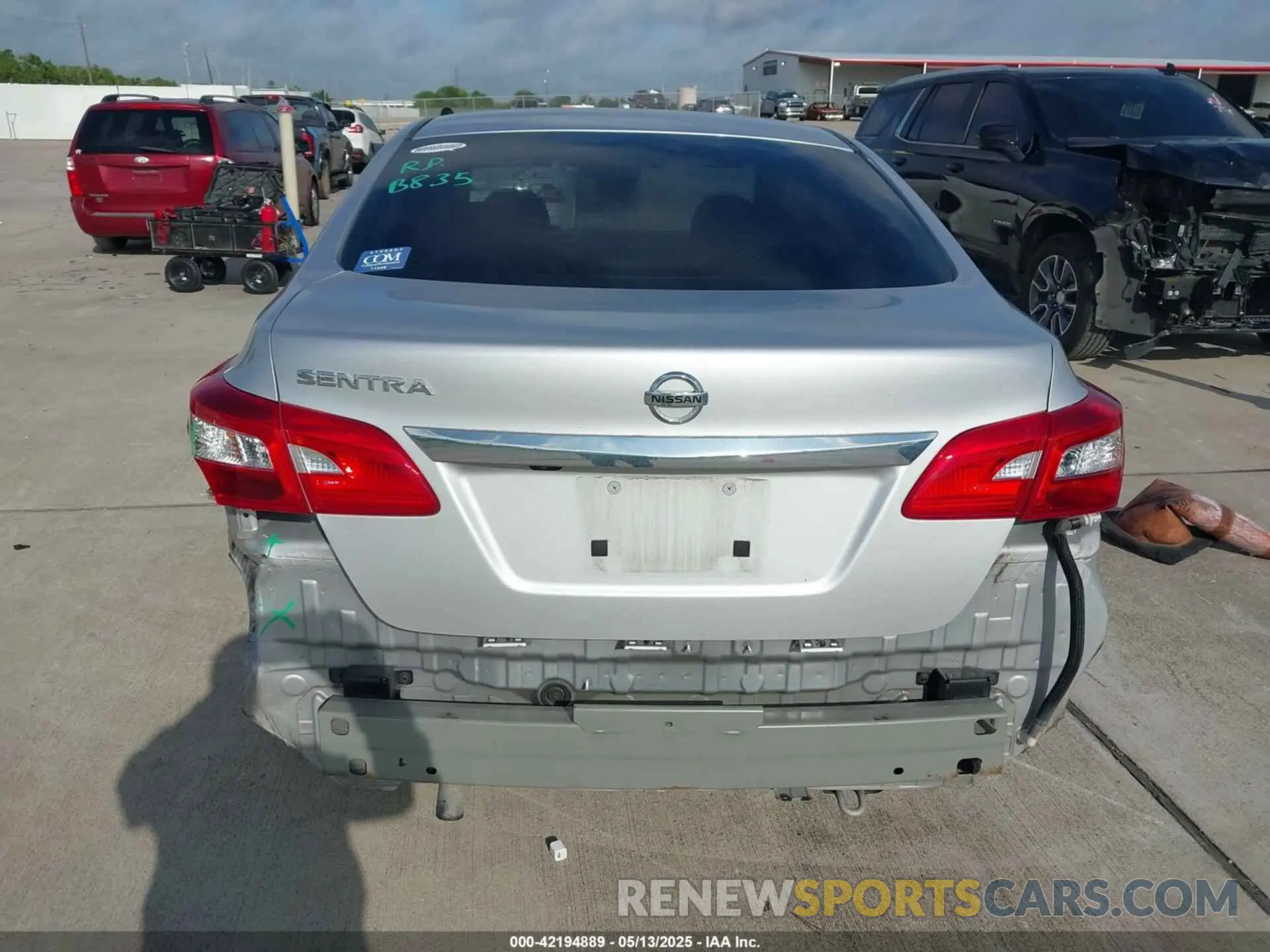 16 fotografías del automóvil dañado 3N1AB7AP8KY456164 NISSAN SENTRA 2019