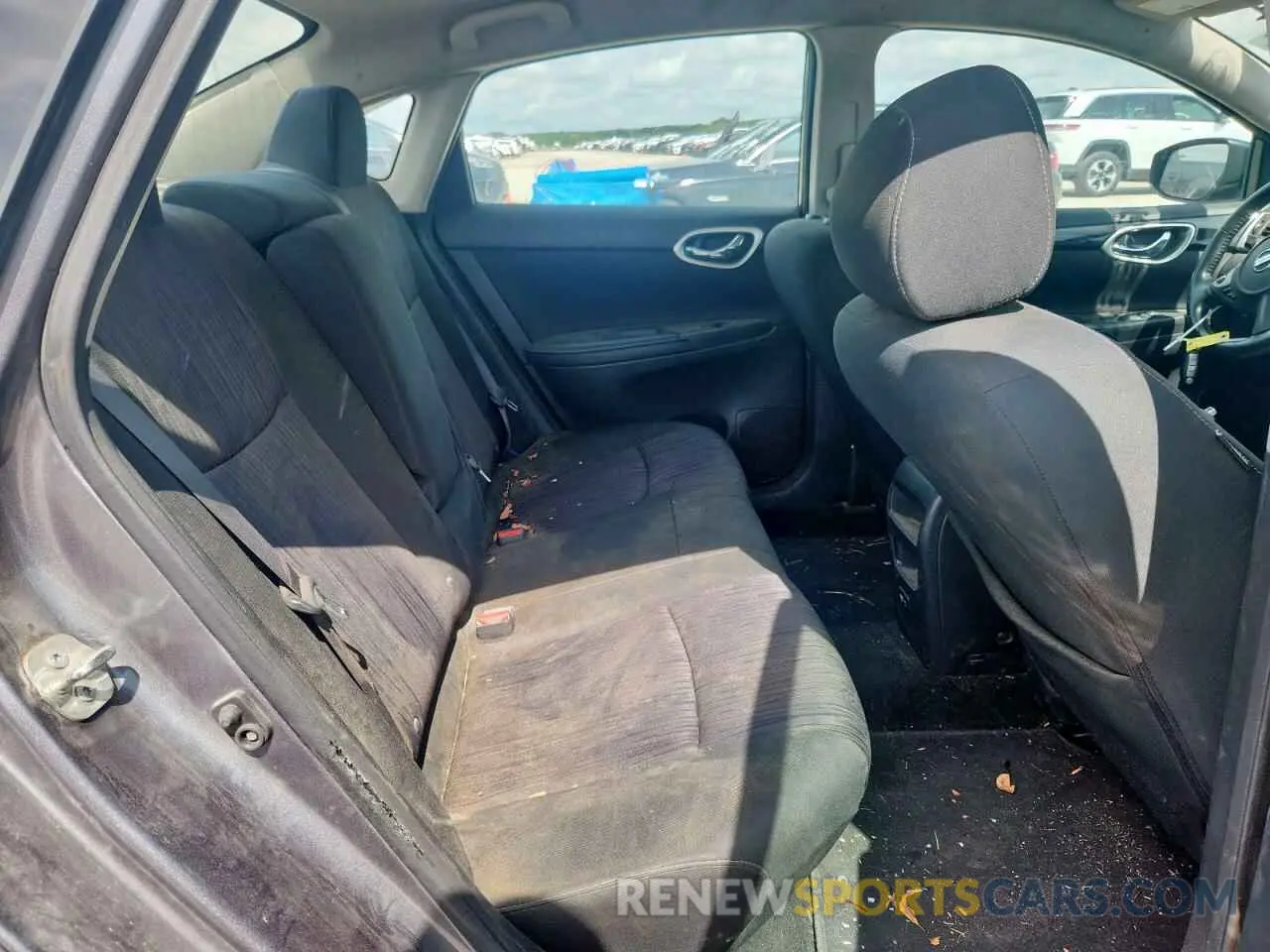 10 fotografías del automóvil dañado 3N1AB7AP9KL626139 NISSAN SENTRA 2019