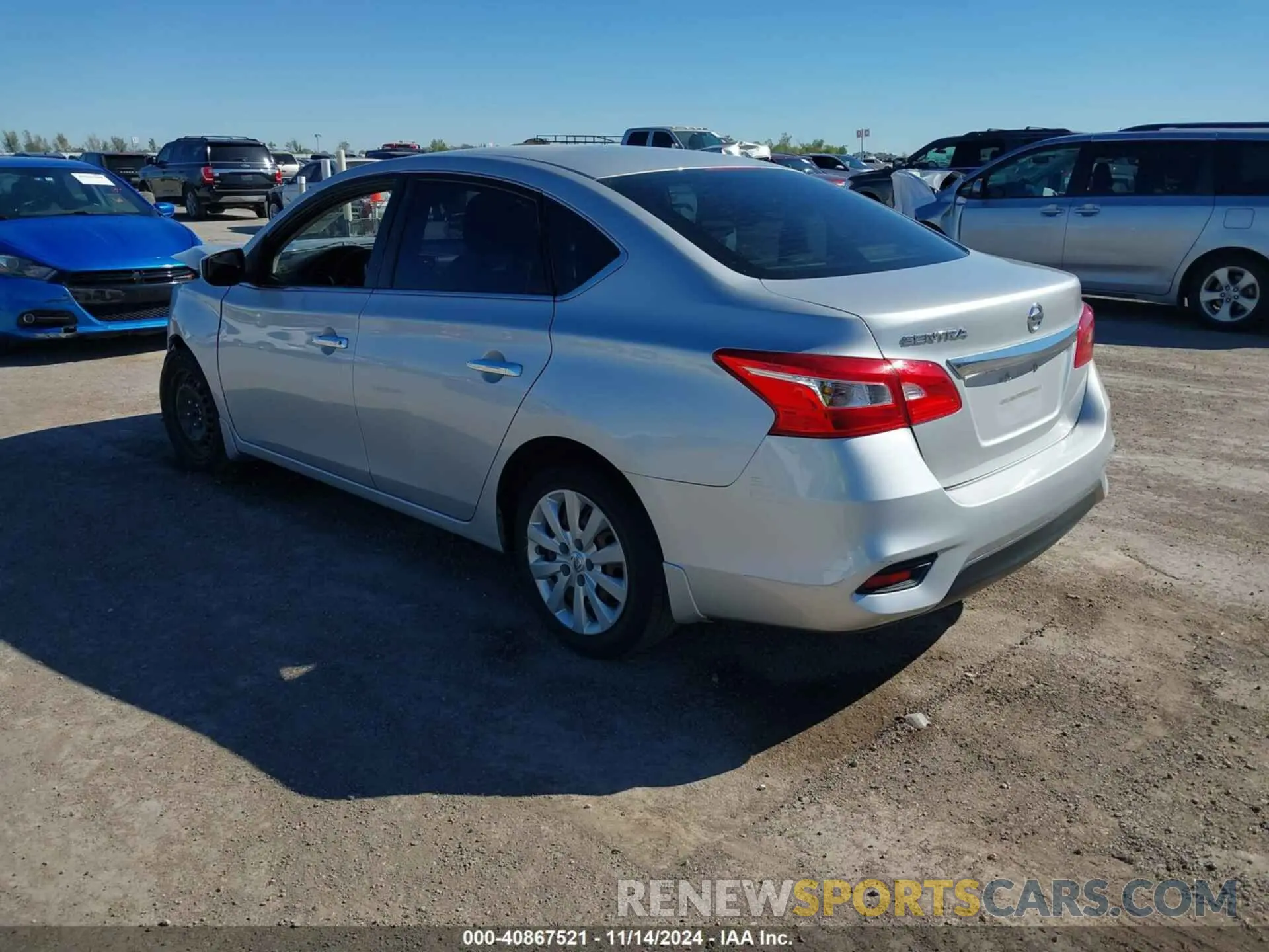 3 fotografías del automóvil dañado 3N1AB7AP9KY221451 NISSAN SENTRA 2019