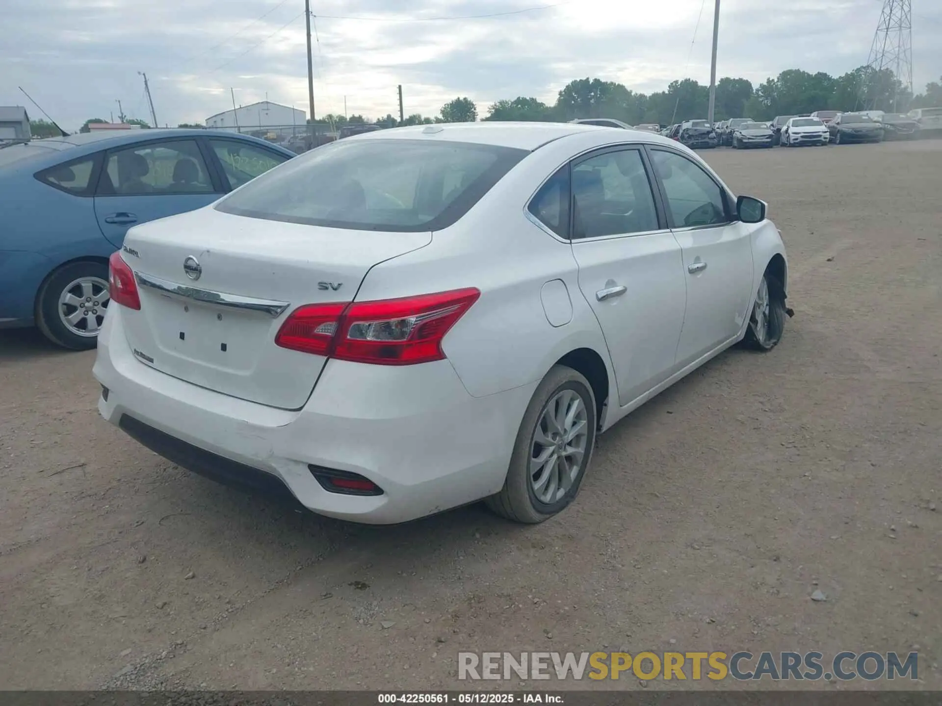 4 fotografías del automóvil dañado 3N1AB7AP9KY229727 NISSAN SENTRA 2019