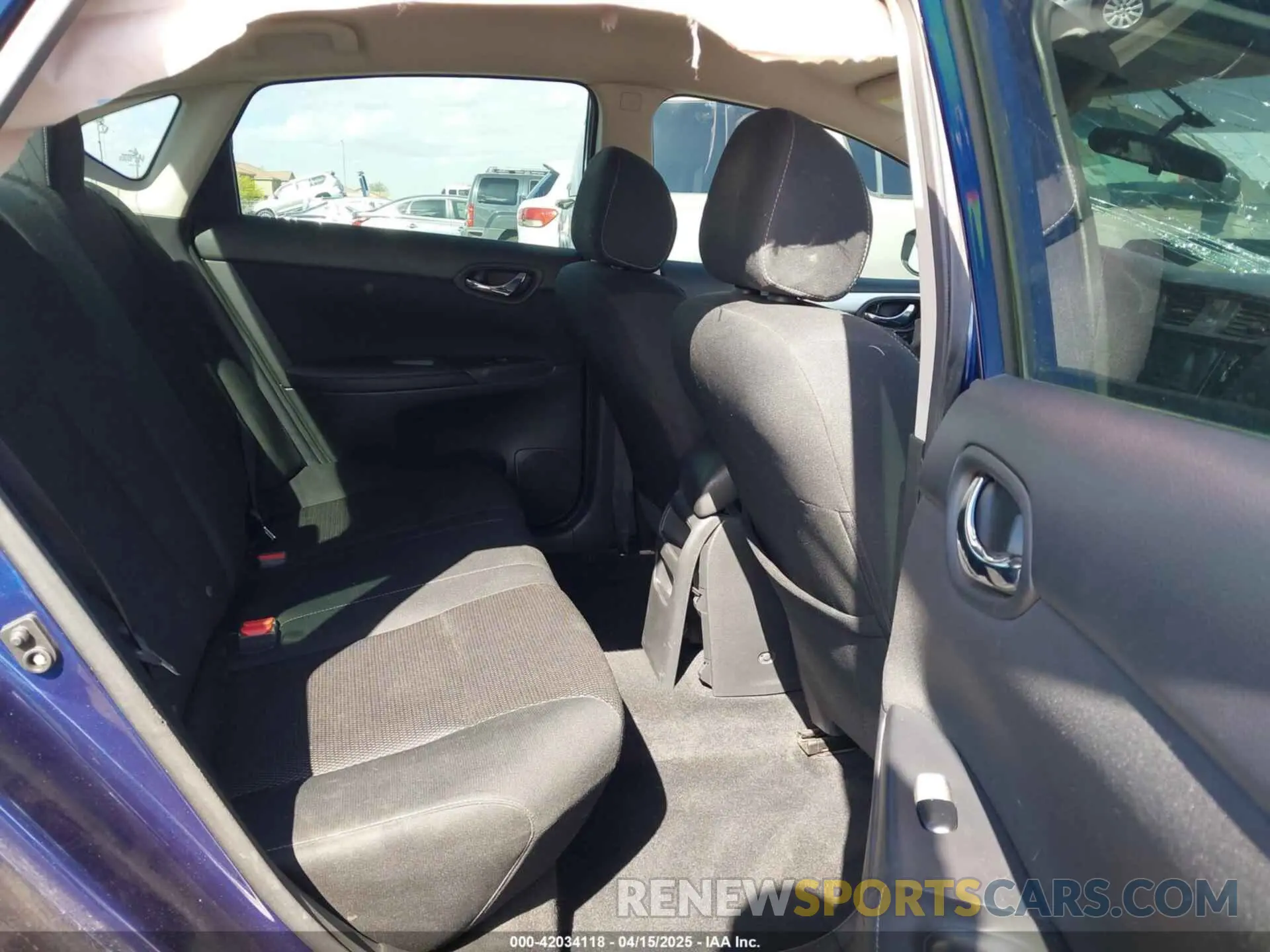 8 fotografías del automóvil dañado 3N1AB7AP9KY235401 NISSAN SENTRA 2019
