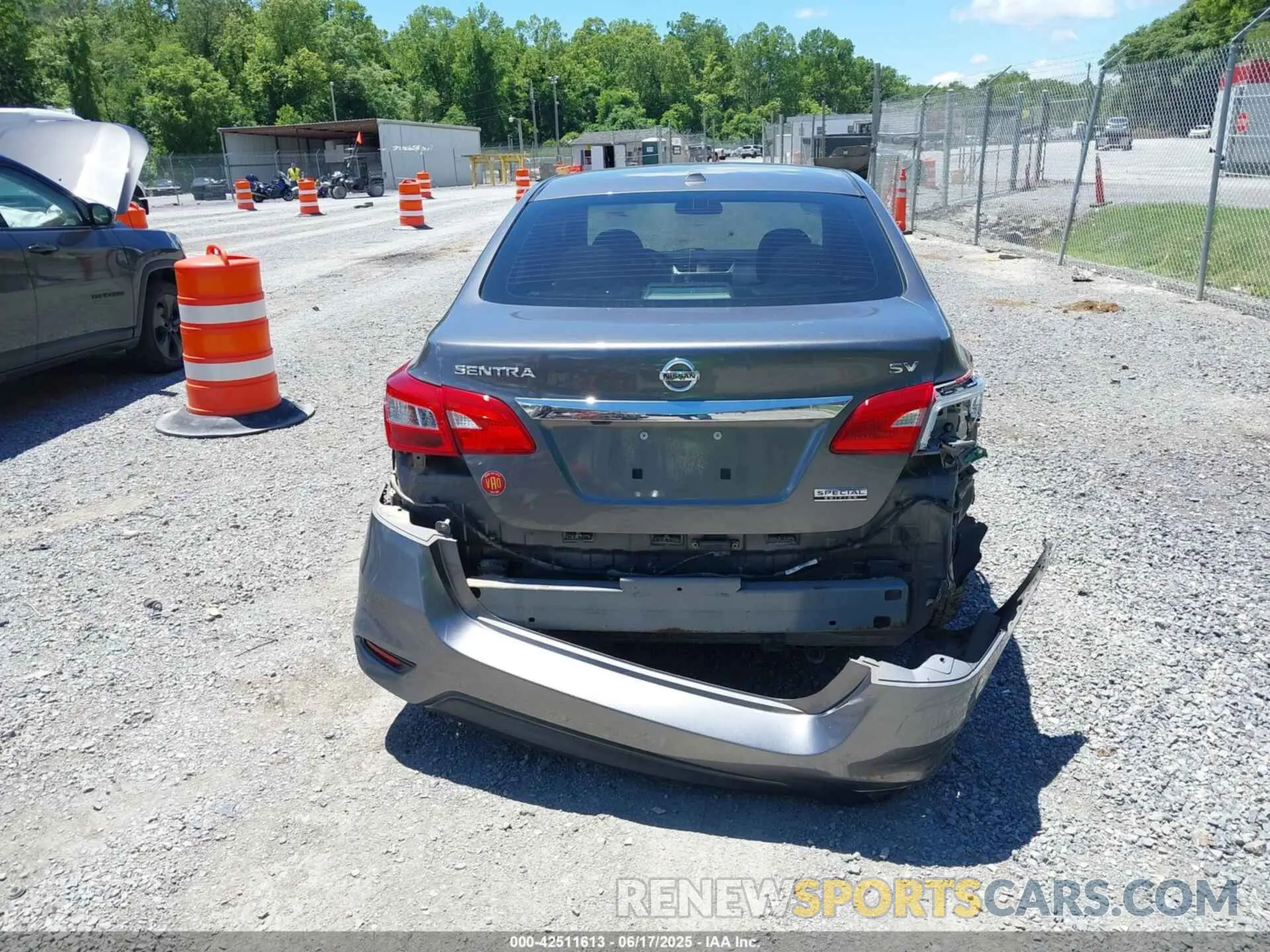16 fotografías del automóvil dañado 3N1AB7AP9KY236208 NISSAN SENTRA 2019