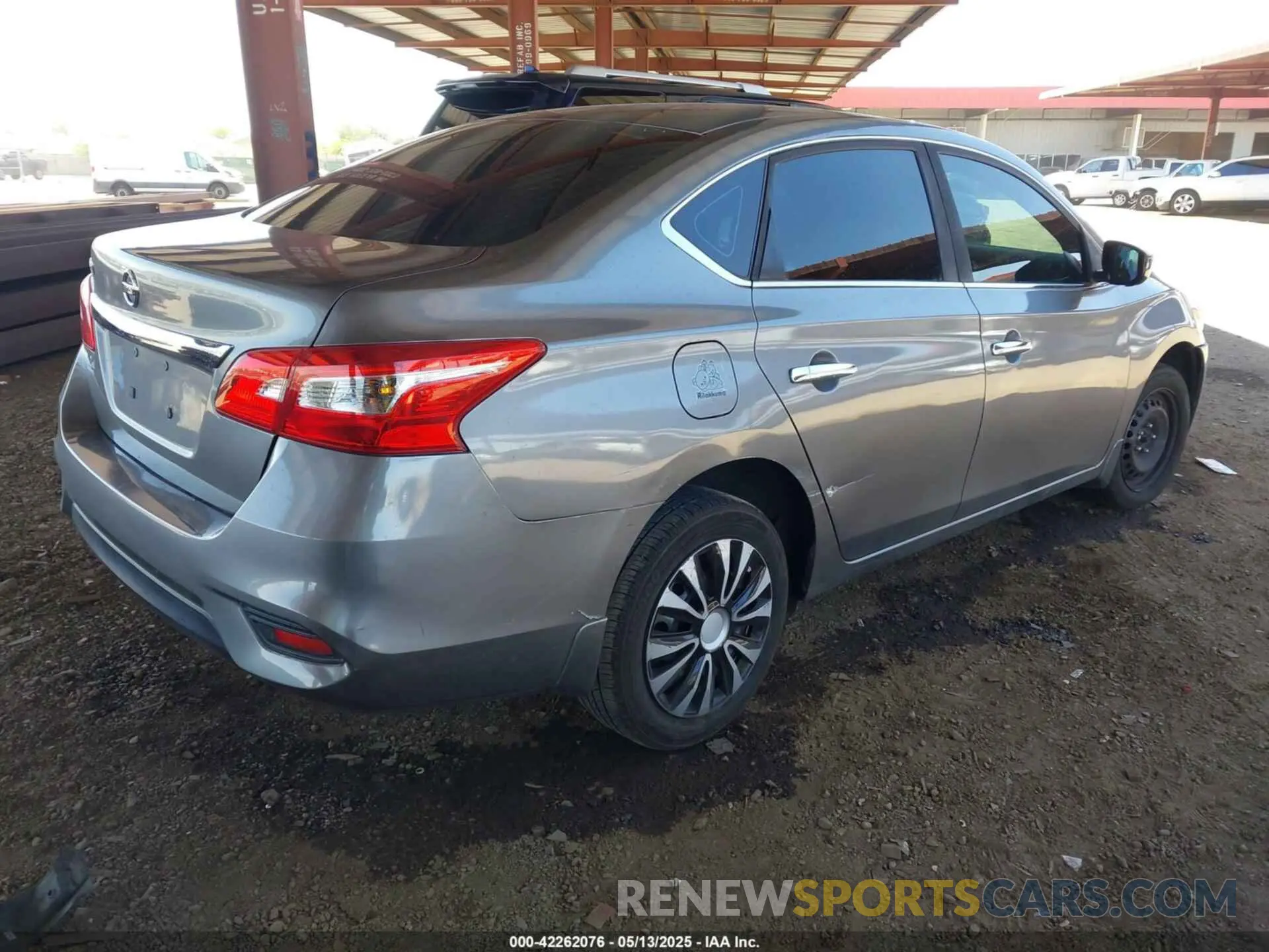 4 fotografías del automóvil dañado 3N1AB7AP9KY251551 NISSAN SENTRA 2019
