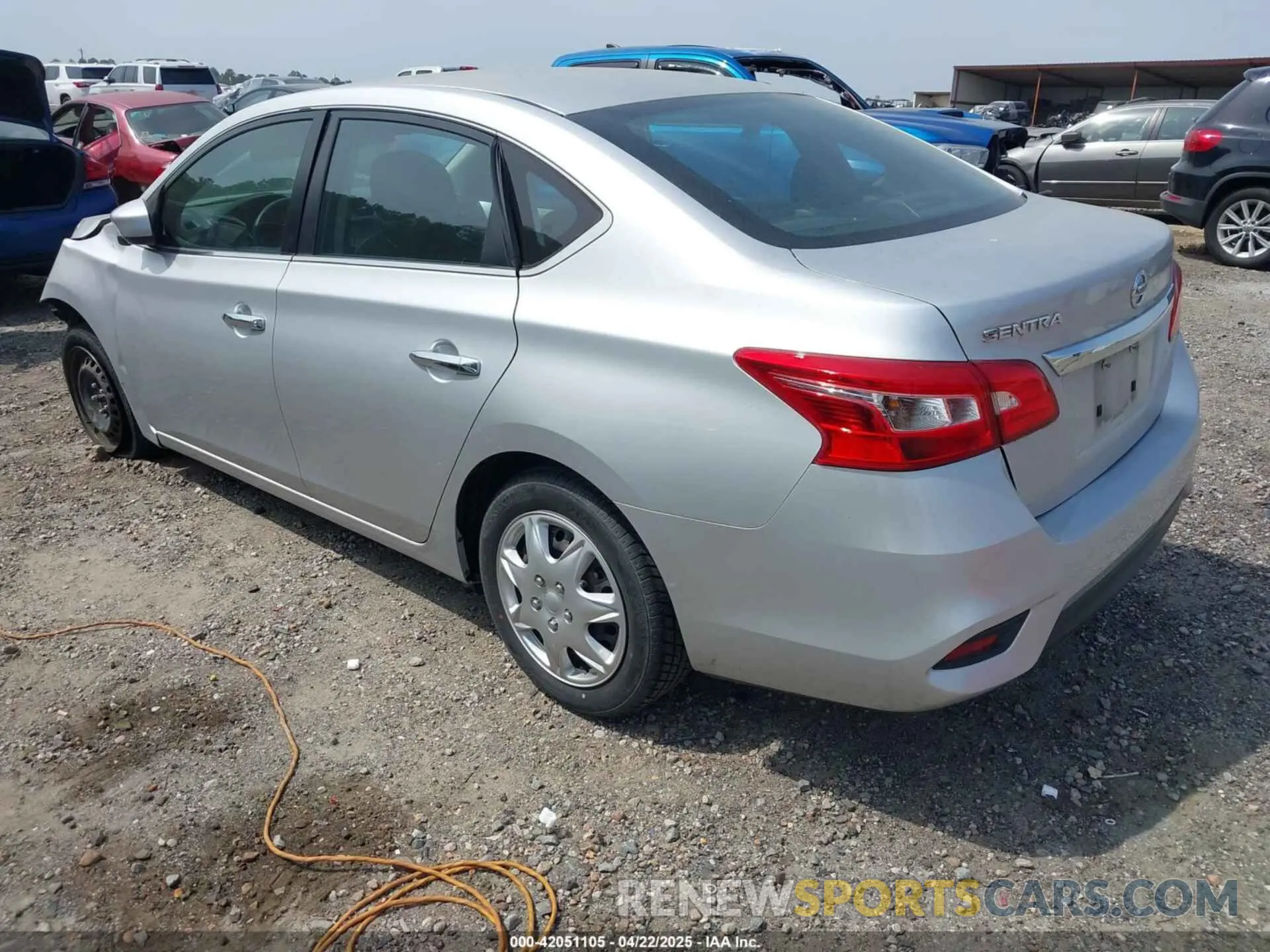 3 fotografías del automóvil dañado 3N1AB7AP9KY267085 NISSAN SENTRA 2019