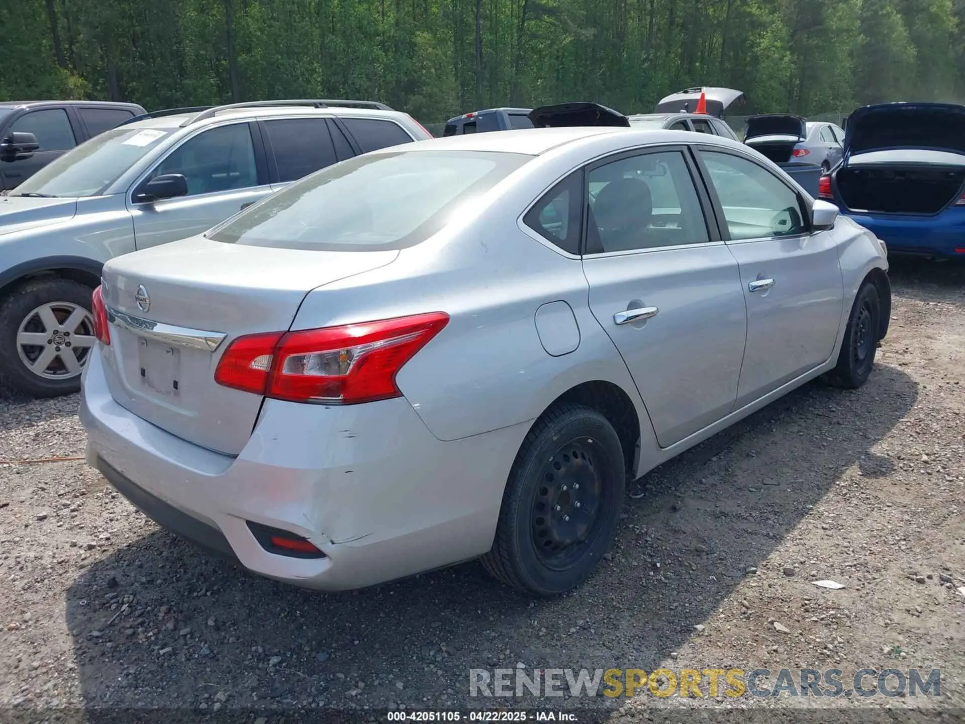 4 fotografías del automóvil dañado 3N1AB7AP9KY267085 NISSAN SENTRA 2019