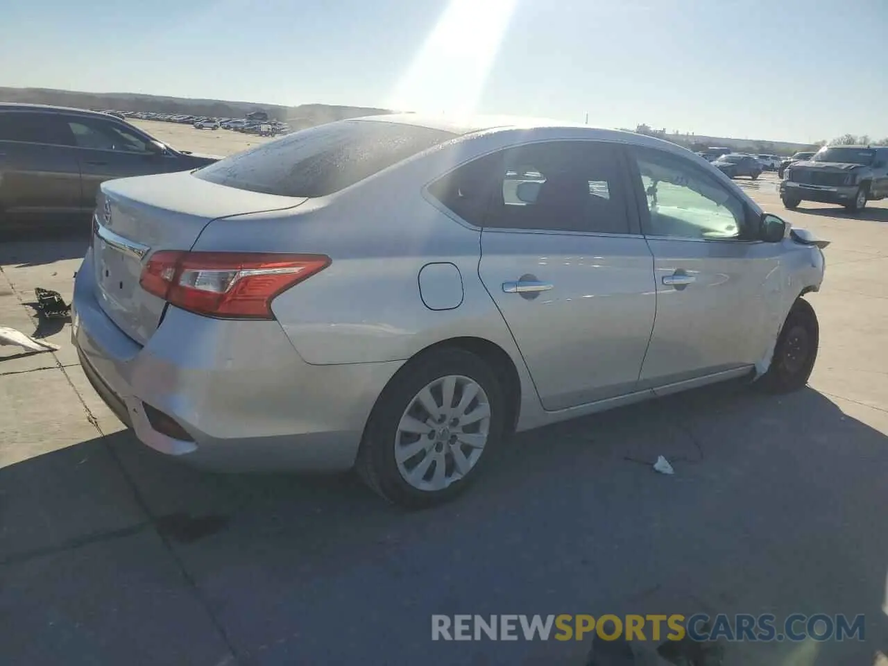 3 fotografías del automóvil dañado 3N1AB7AP9KY268589 NISSAN SENTRA 2019