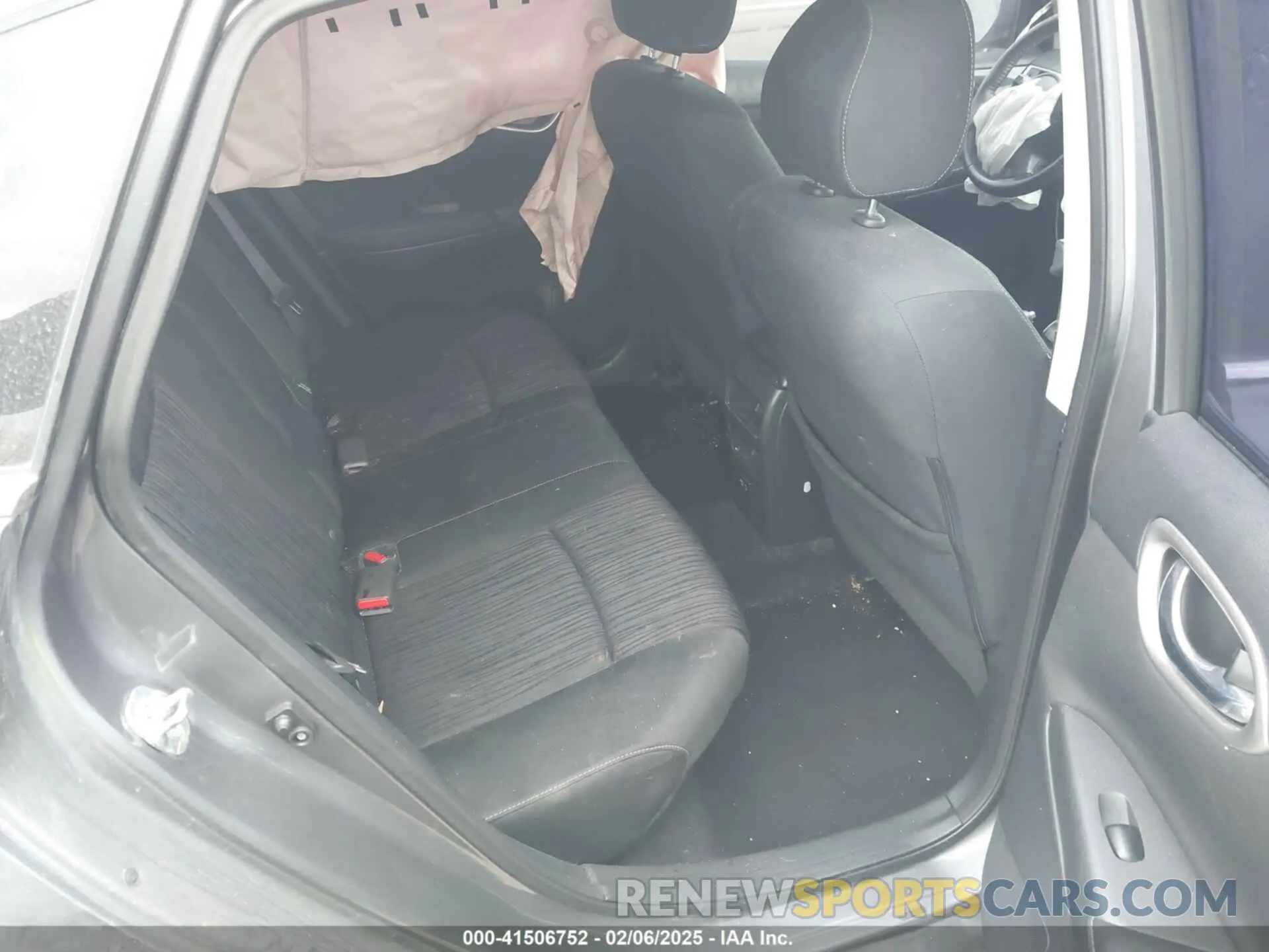 8 fotografías del automóvil dañado 3N1AB7AP9KY285490 NISSAN SENTRA 2019