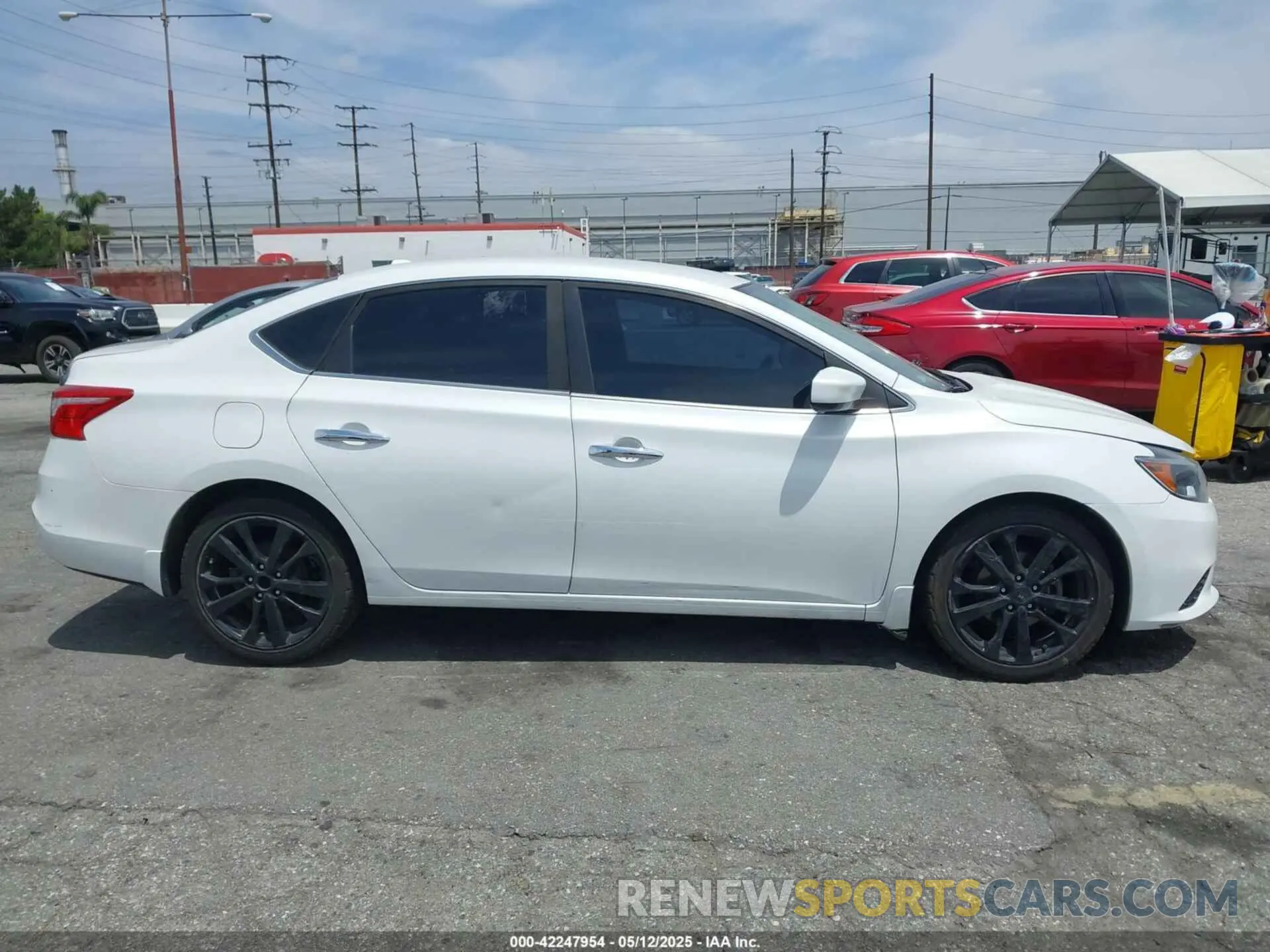 14 fotografías del automóvil dañado 3N1AB7AP9KY289202 NISSAN SENTRA 2019