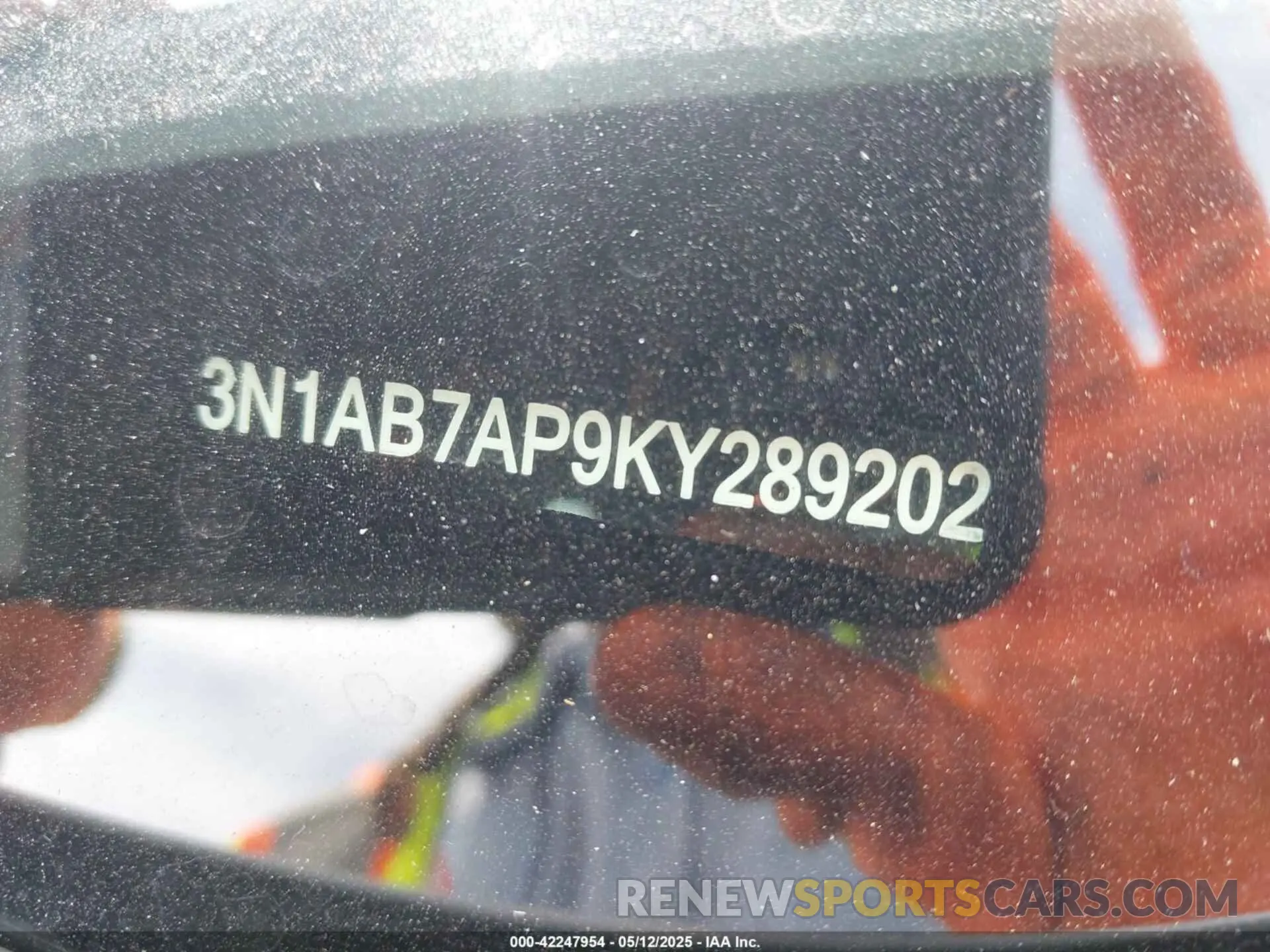 9 fotografías del automóvil dañado 3N1AB7AP9KY289202 NISSAN SENTRA 2019