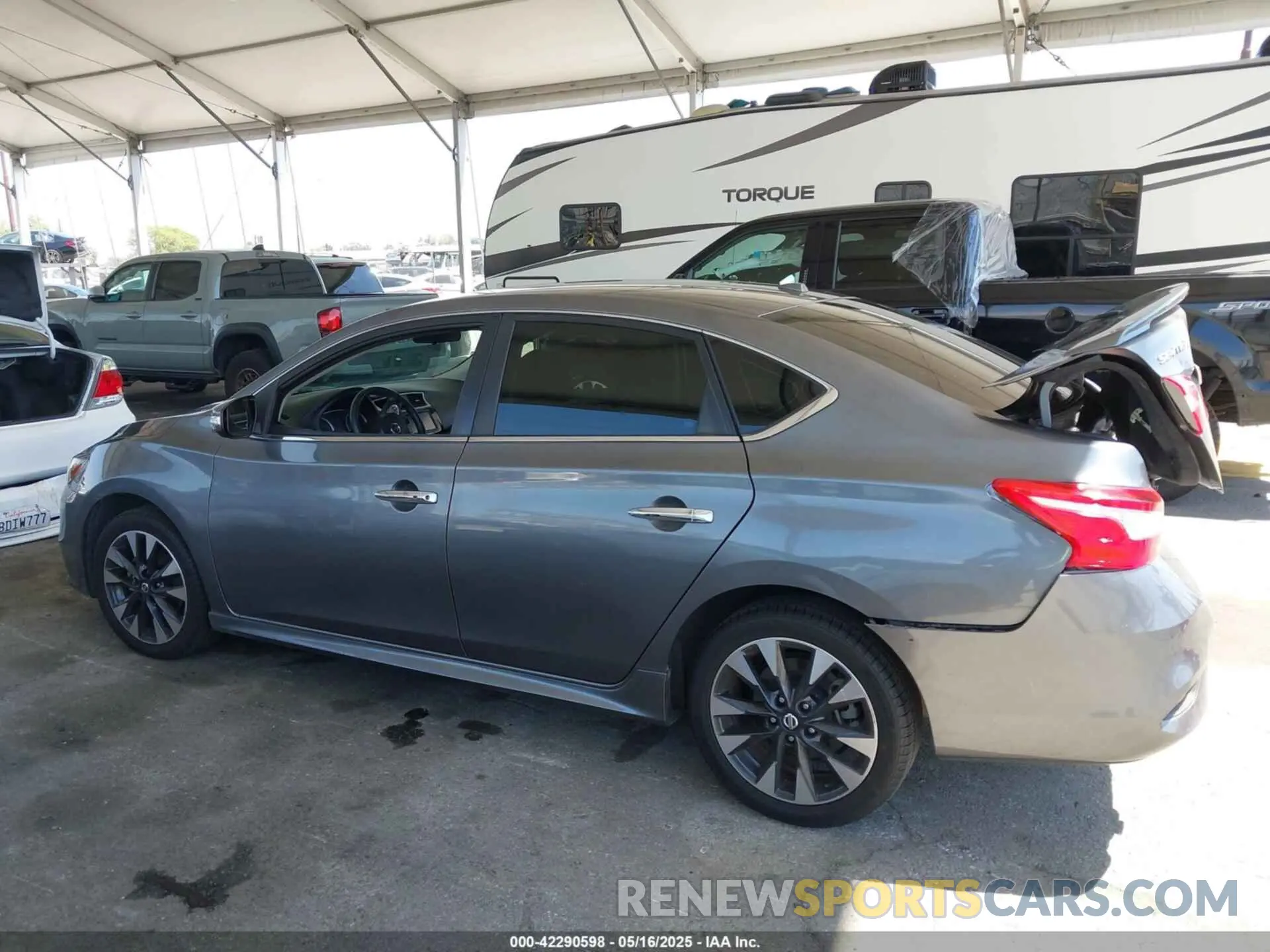 14 fotografías del automóvil dañado 3N1AB7AP9KY304295 NISSAN SENTRA 2019