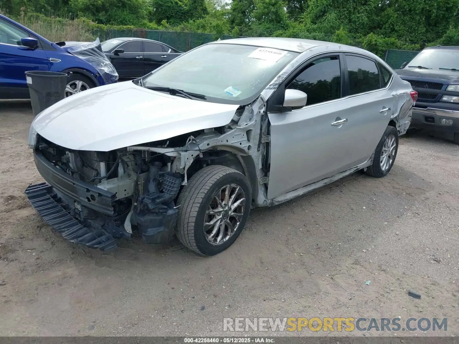 2 fotografías del automóvil dañado 3N1AB7AP9KY311361 NISSAN SENTRA 2019