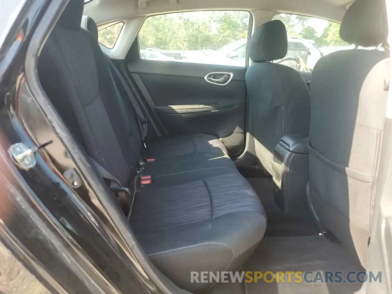 10 fotografías del automóvil dañado 3N1AB7AP9KY328631 NISSAN SENTRA 2019