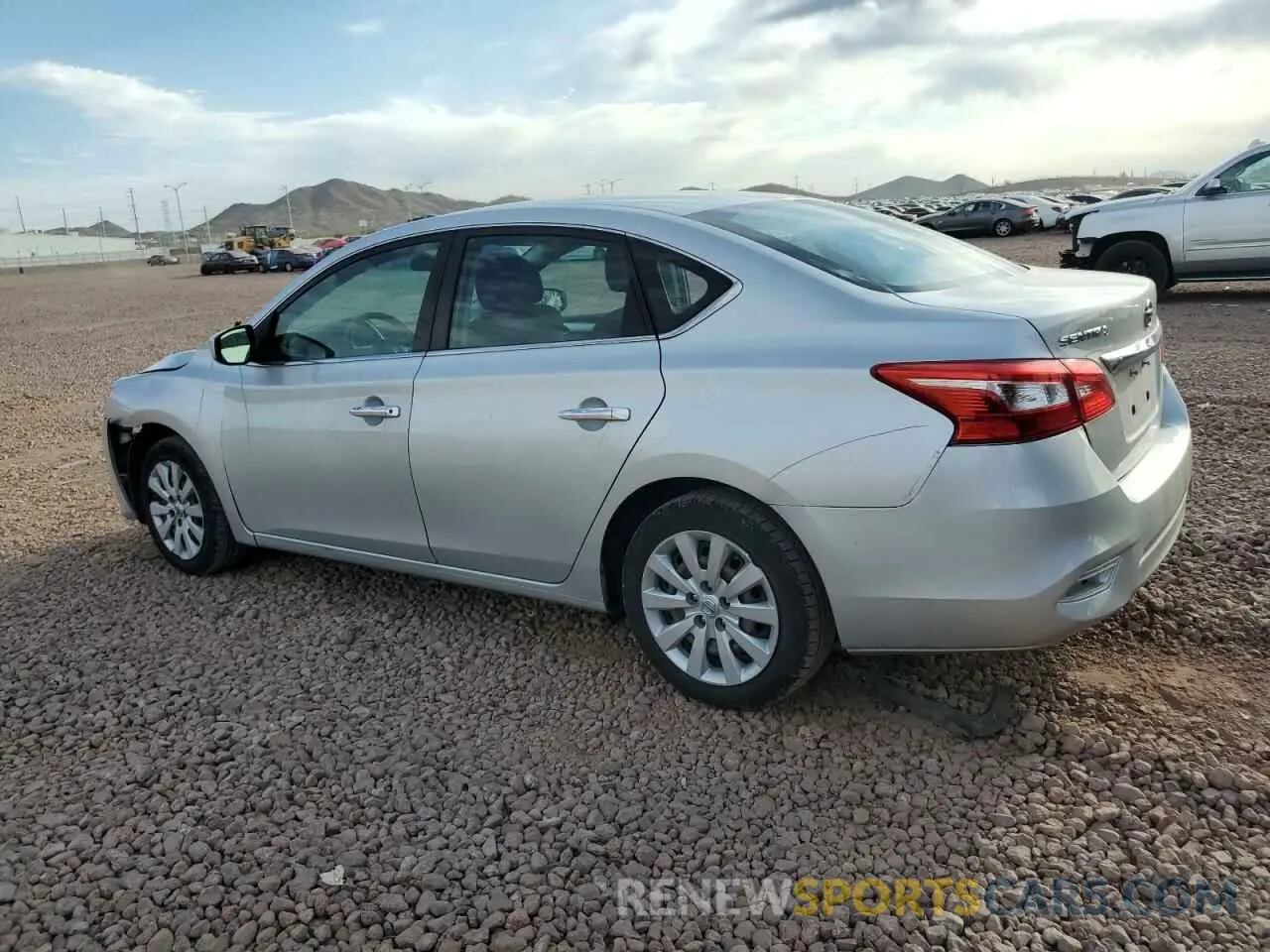 2 fotografías del automóvil dañado 3N1AB7AP9KY345283 NISSAN SENTRA 2019