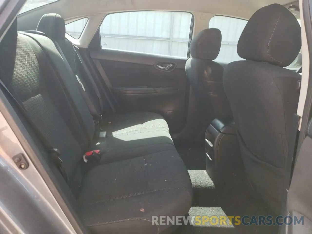 10 fotografías del automóvil dañado 3N1AB7AP9KY352234 NISSAN SENTRA 2019