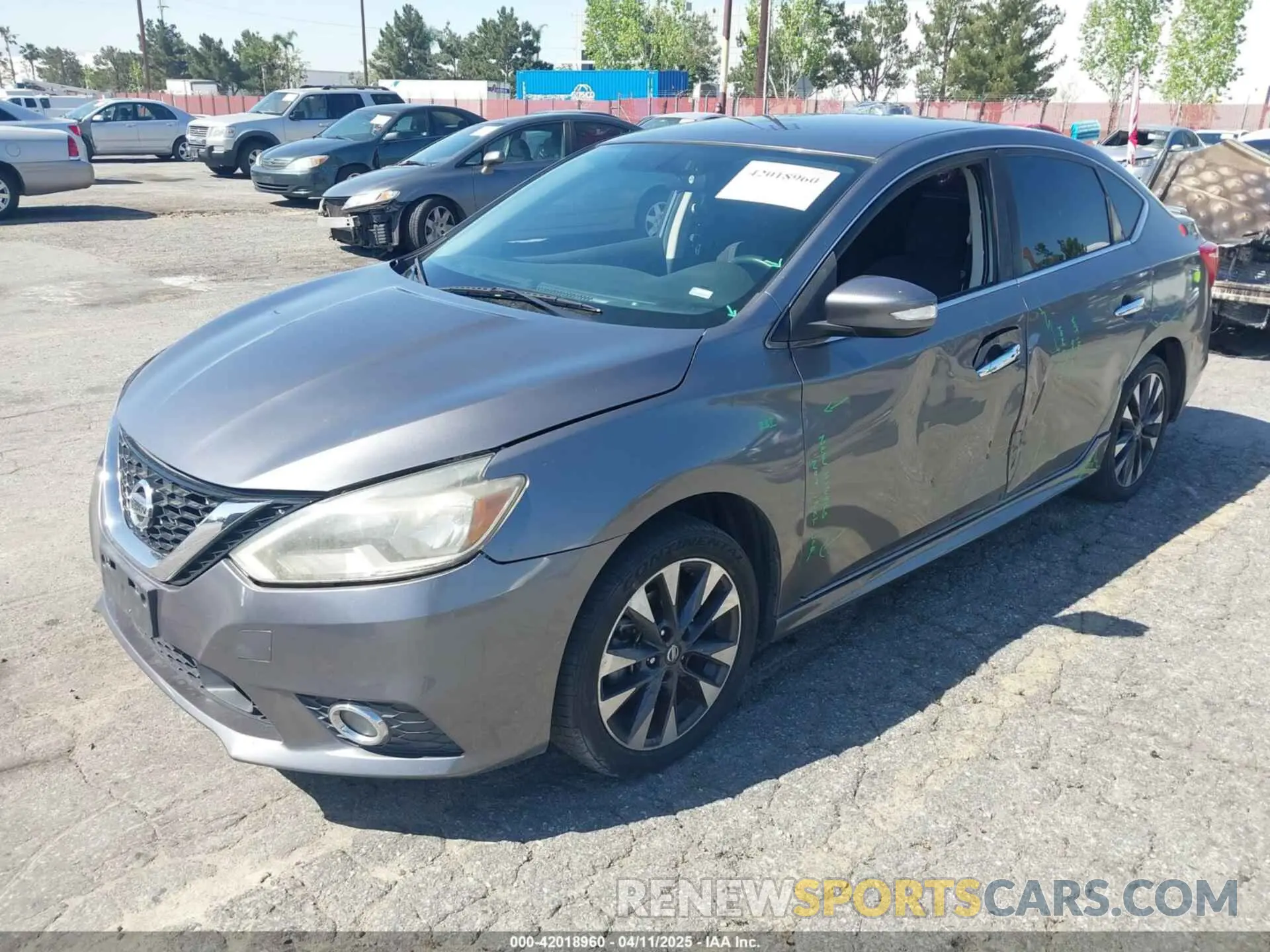 2 fotografías del automóvil dañado 3N1AB7AP9KY352430 NISSAN SENTRA 2019