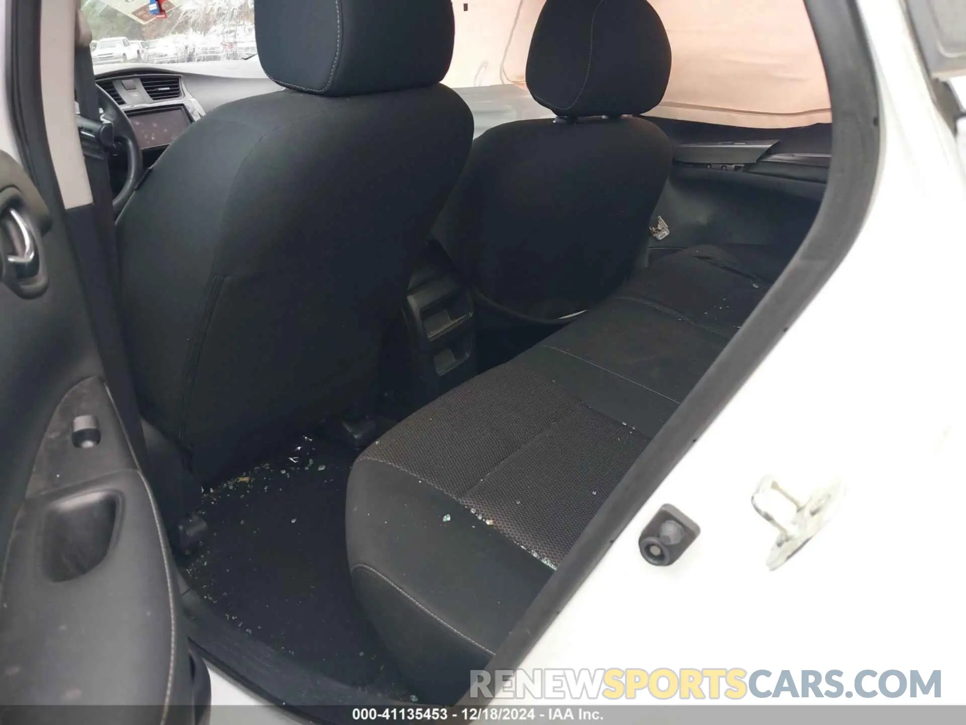 8 fotografías del automóvil dañado 3N1AB7AP9KY354128 NISSAN SENTRA 2019