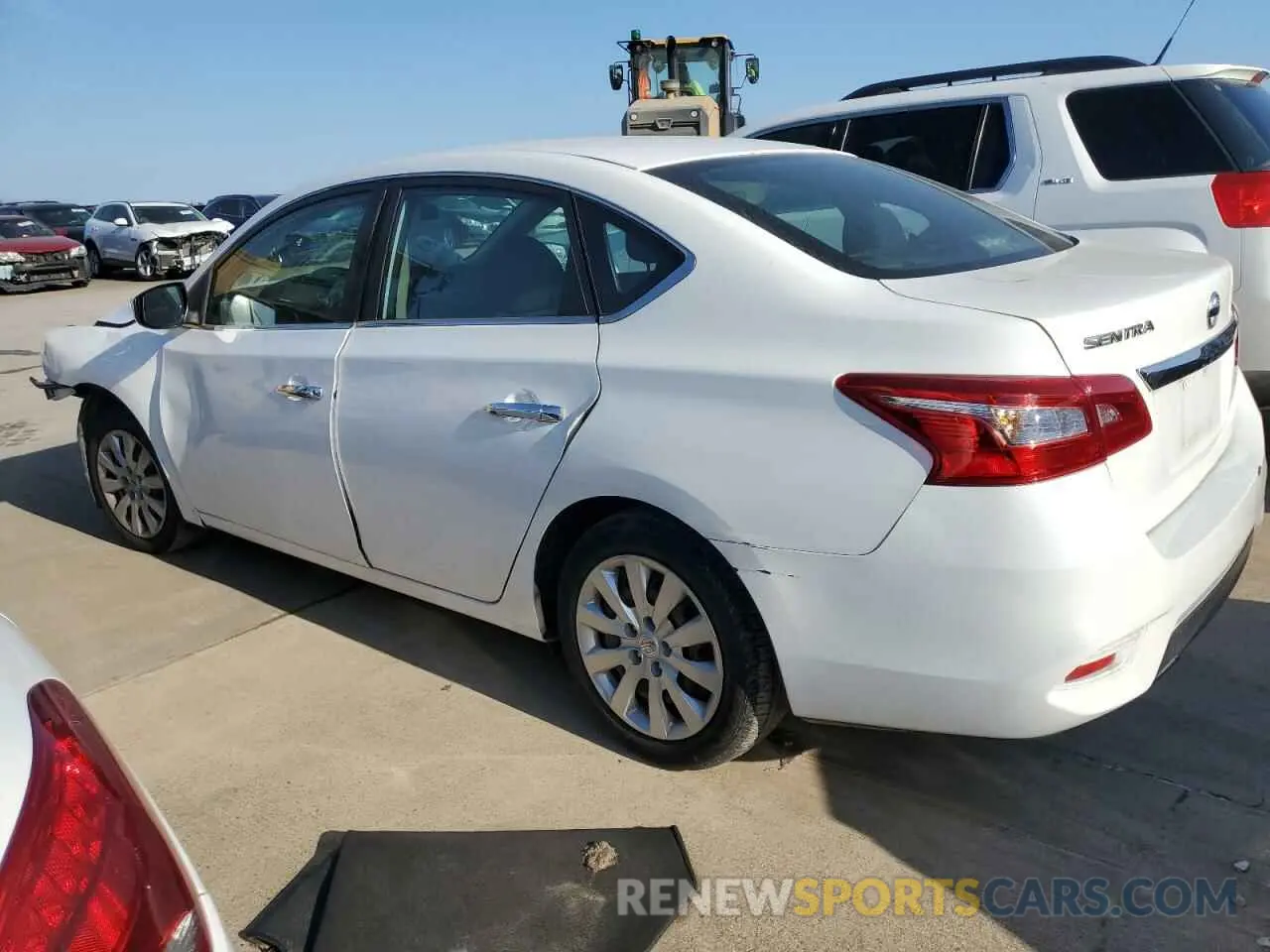 2 fotografías del automóvil dañado 3N1AB7AP9KY355196 NISSAN SENTRA 2019