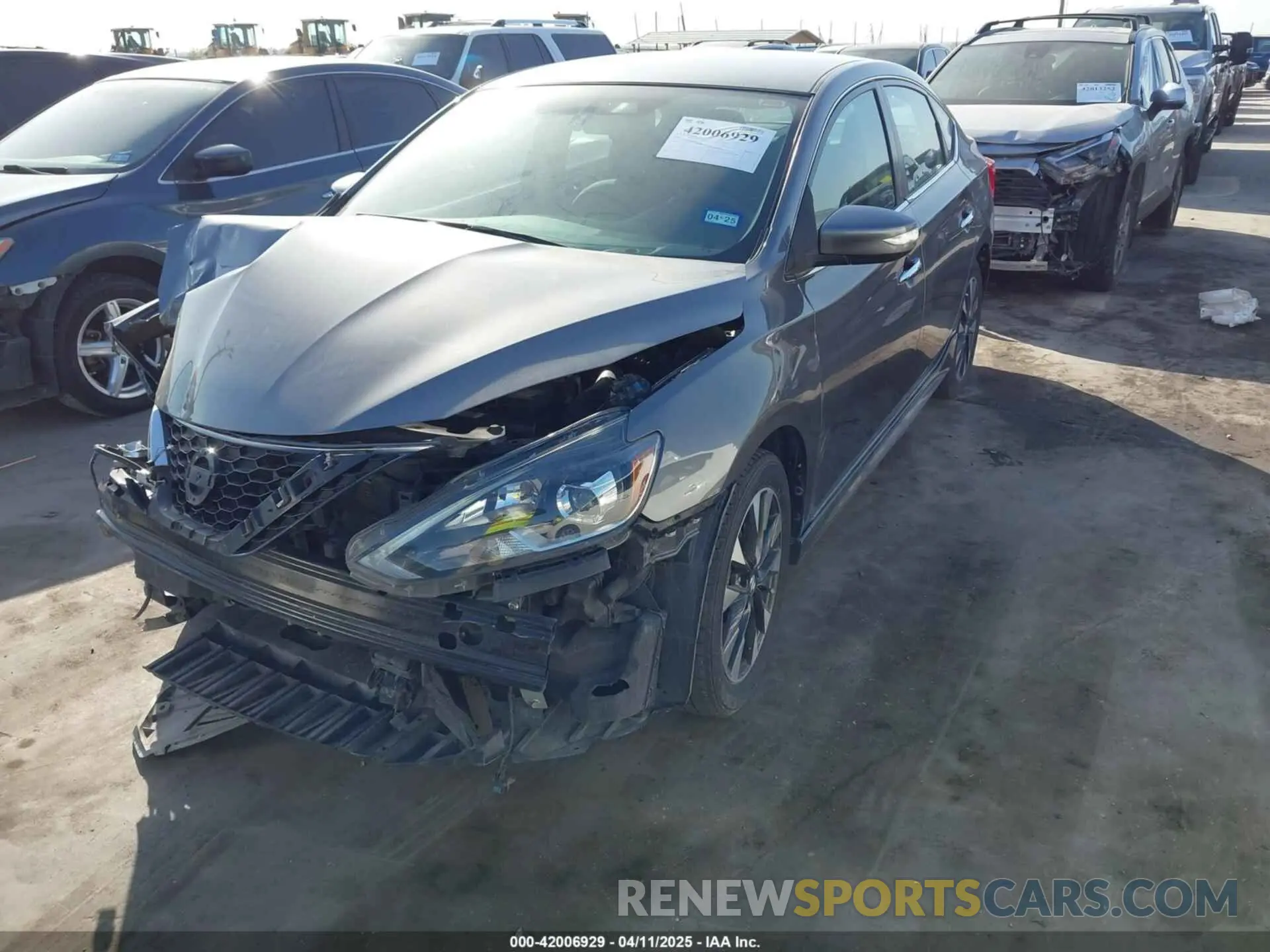 2 fotografías del automóvil dañado 3N1AB7AP9KY368000 NISSAN SENTRA 2019