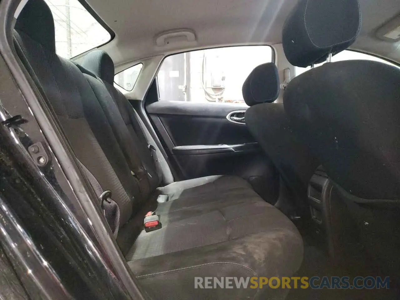 10 fotografías del automóvil dañado 3N1AB7AP9KY368241 NISSAN SENTRA 2019
