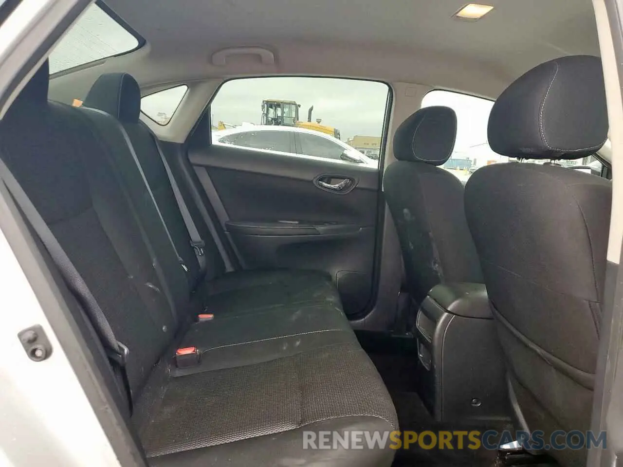 10 fotografías del automóvil dañado 3N1AB7AP9KY456738 NISSAN SENTRA 2019