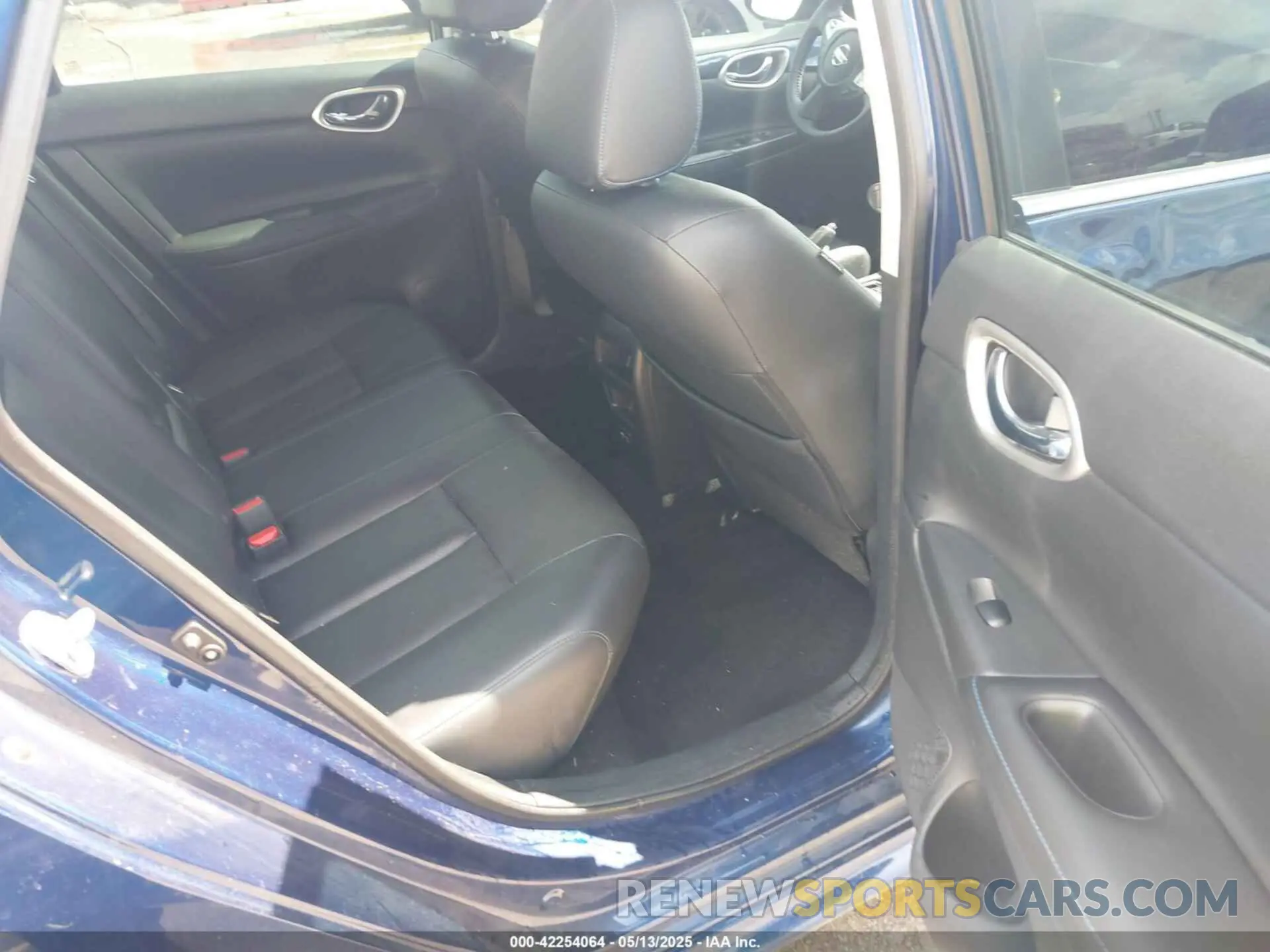 8 fotografías del automóvil dañado 3N1AB7AP9KY457937 NISSAN SENTRA 2019