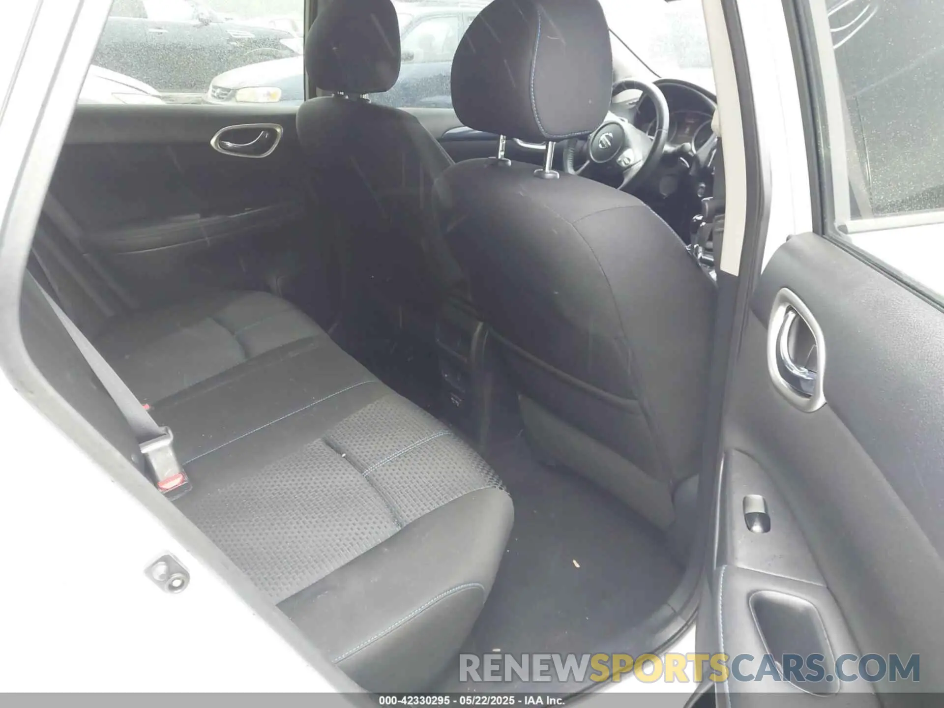 8 fotografías del automóvil dañado 3N1AB7APXKY205999 NISSAN SENTRA 2019