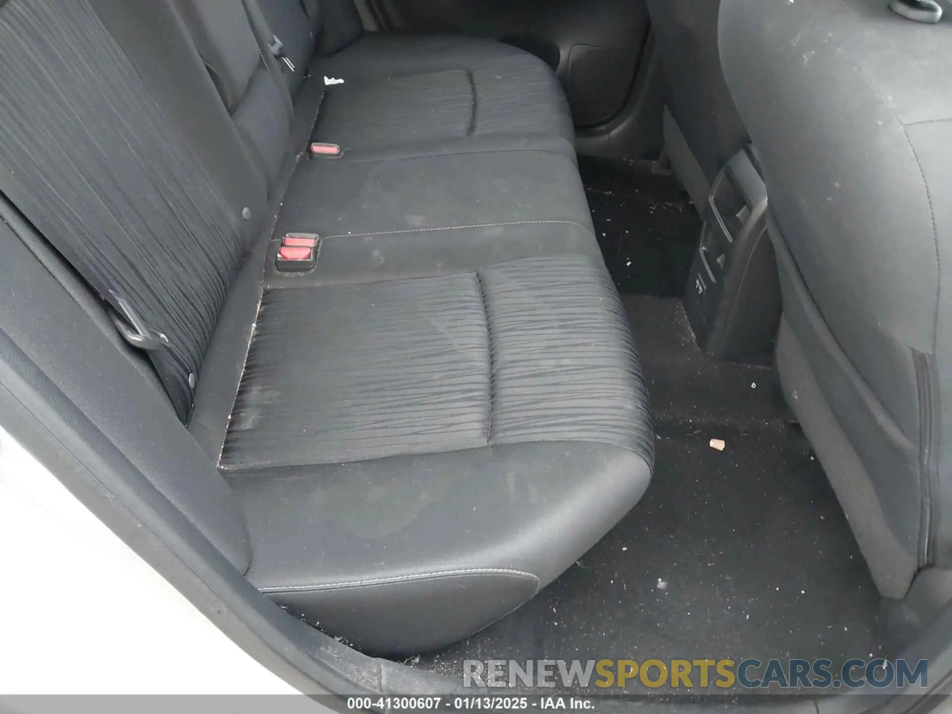 8 fotografías del automóvil dañado 3N1AB7APXKY228618 NISSAN SENTRA 2019