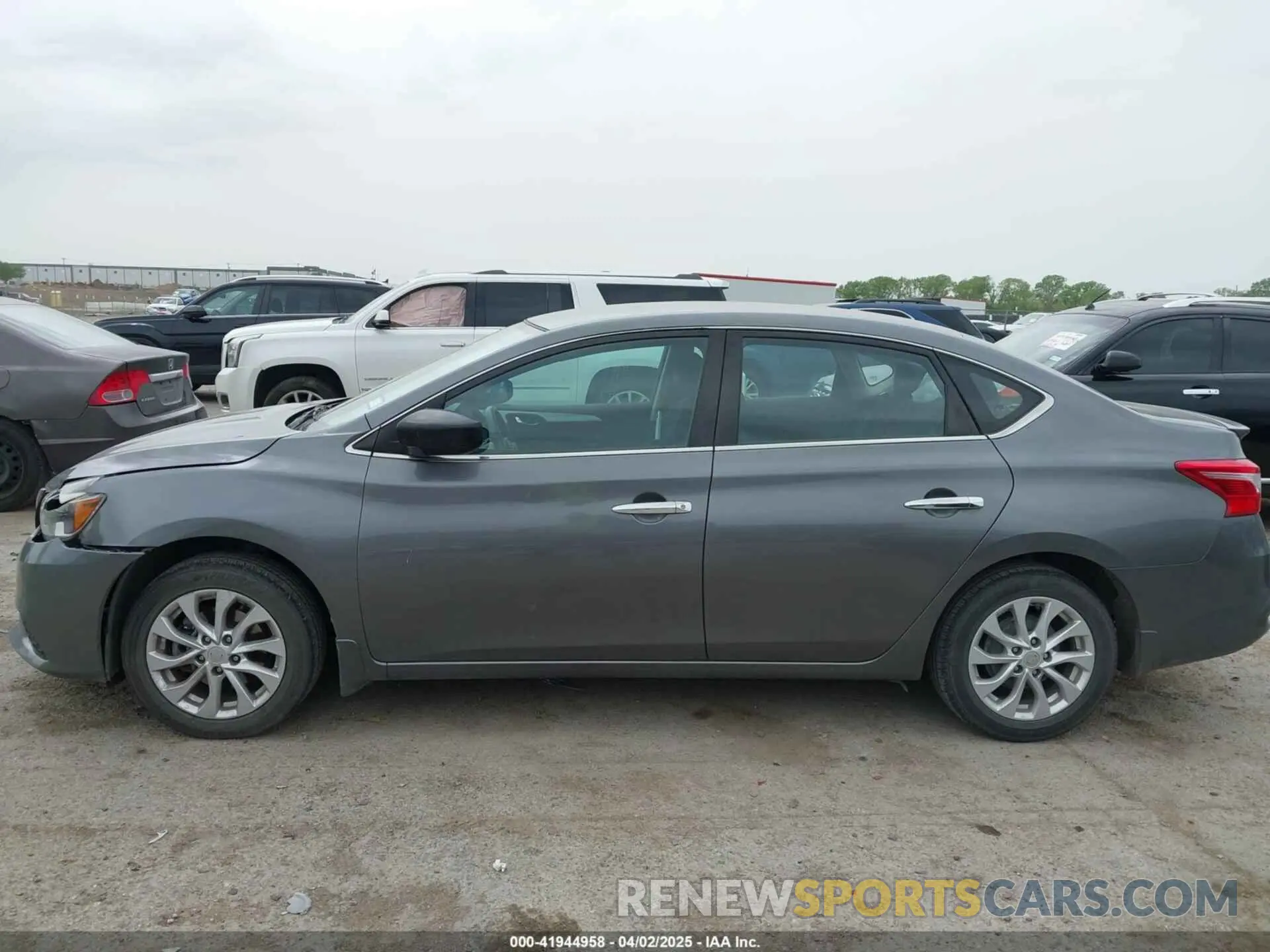 14 fotografías del automóvil dañado 3N1AB7APXKY238159 NISSAN SENTRA 2019