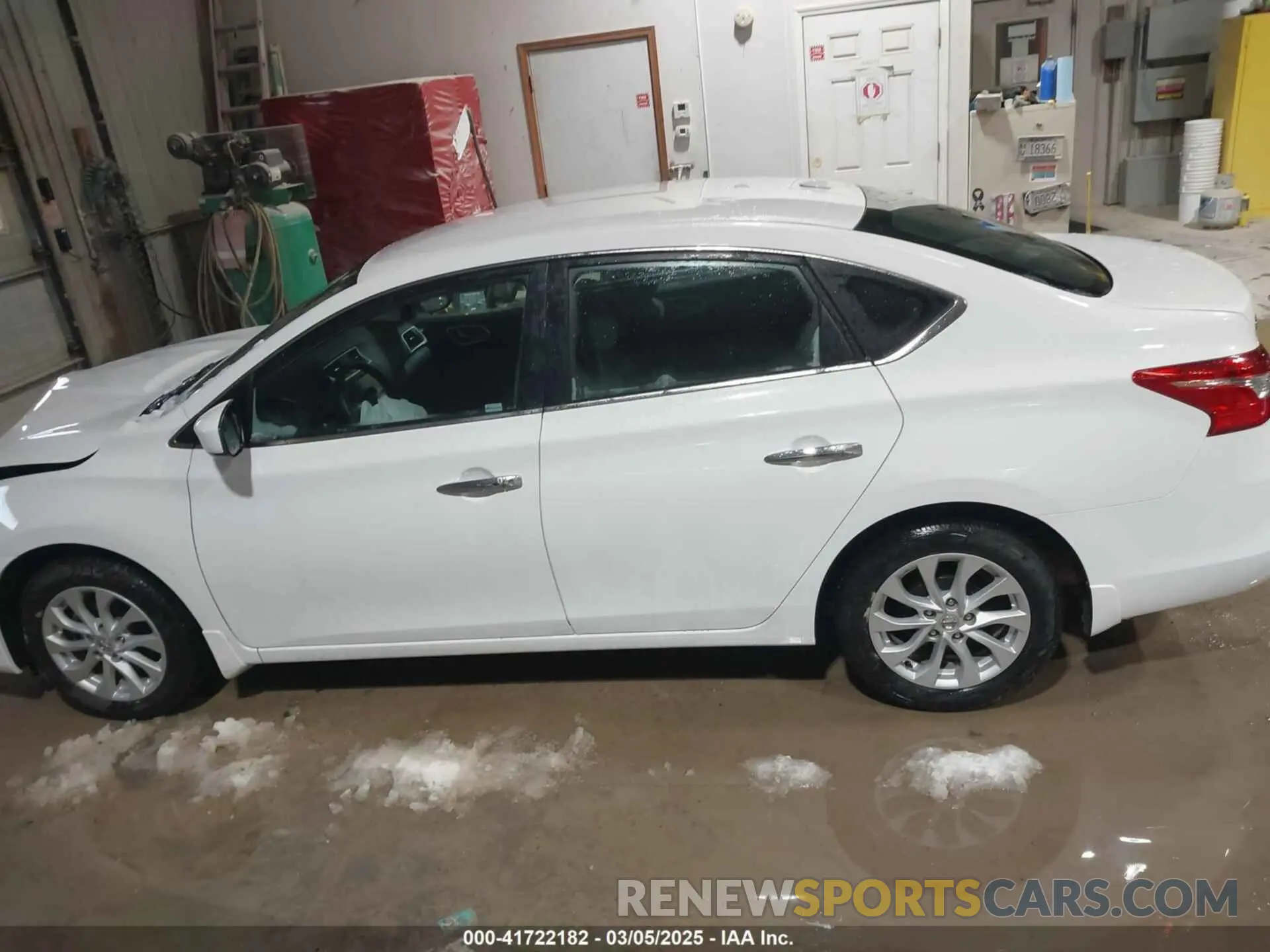 14 fotografías del automóvil dañado 3N1AB7APXKY240431 NISSAN SENTRA 2019