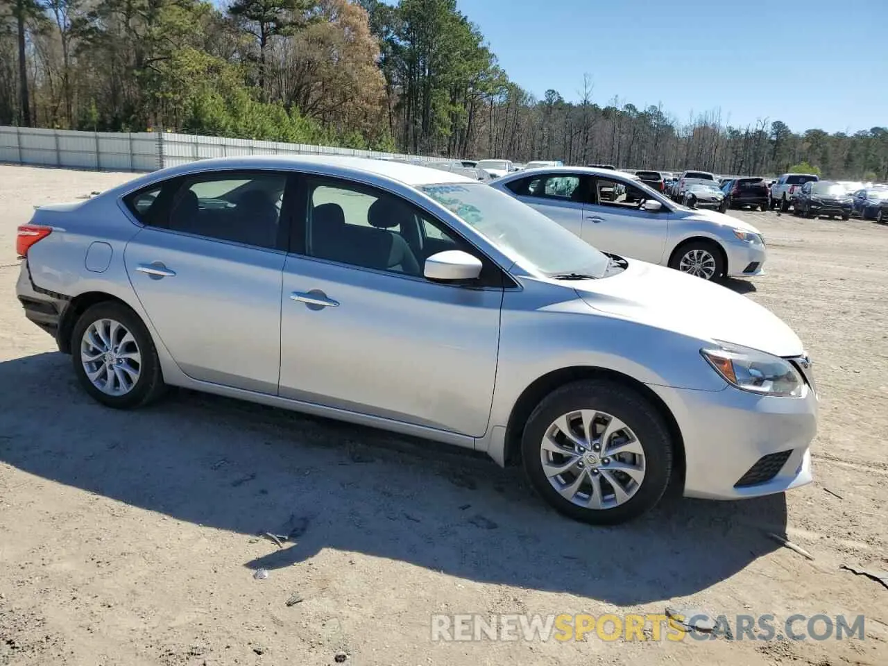 4 fotografías del automóvil dañado 3N1AB7APXKY245029 NISSAN SENTRA 2019