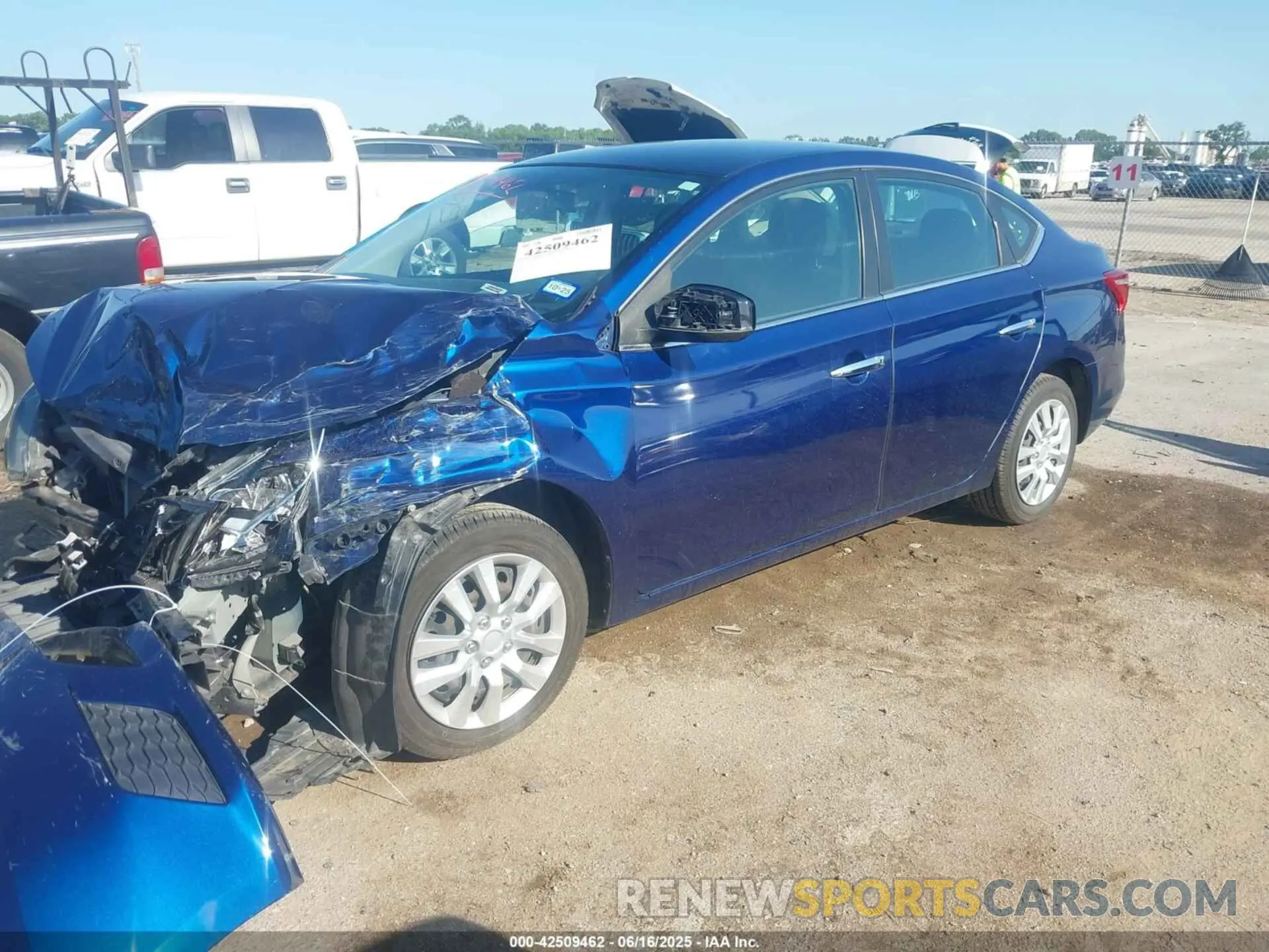 2 fotografías del automóvil dañado 3N1AB7APXKY249873 NISSAN SENTRA 2019