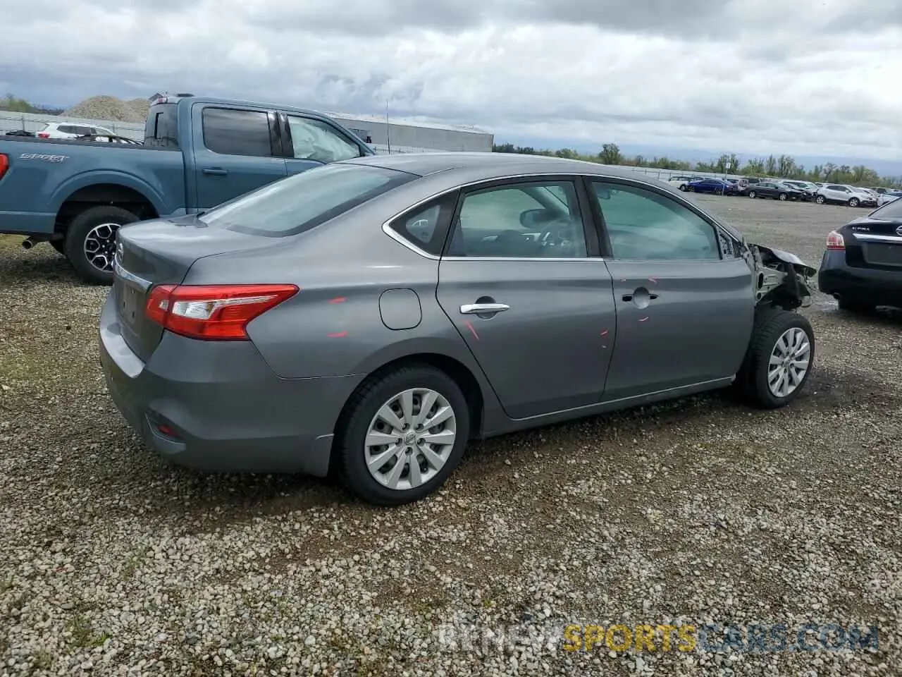 3 fotografías del automóvil dañado 3N1AB7APXKY250084 NISSAN SENTRA 2019
