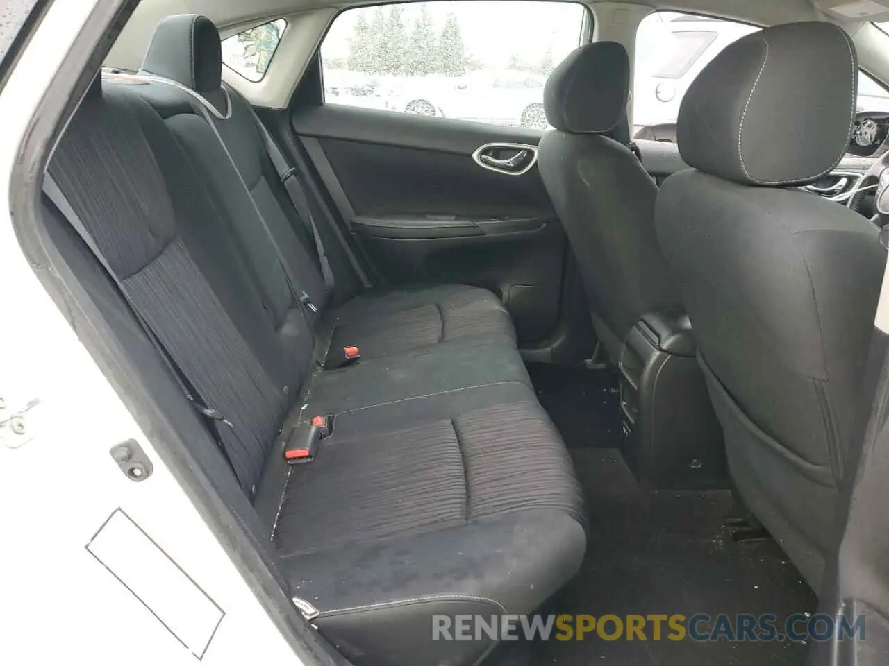 10 fotografías del automóvil dañado 3N1AB7APXKY288513 NISSAN SENTRA 2019