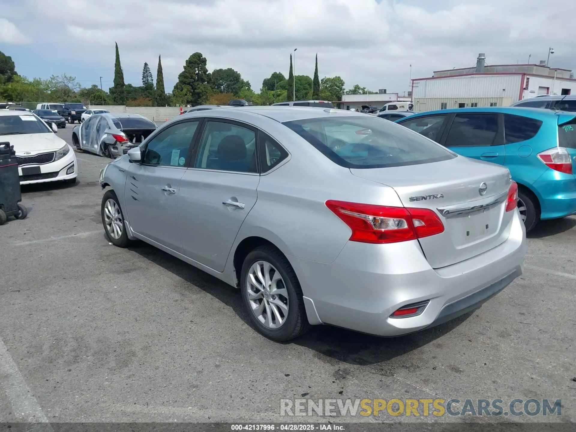 3 fotografías del automóvil dañado 3N1AB7APXKY288818 NISSAN SENTRA 2019