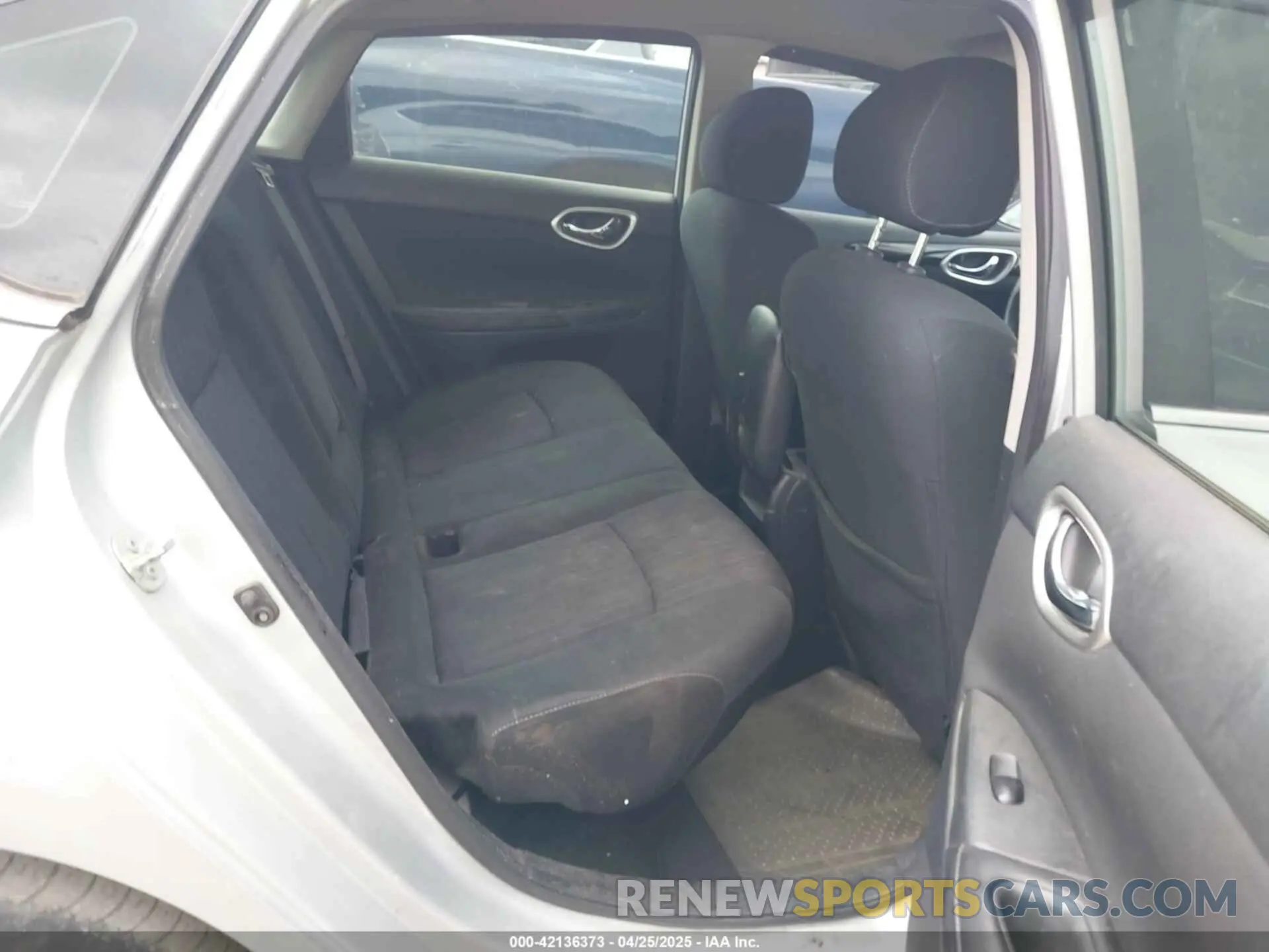8 fotografías del automóvil dañado 3N1AB7APXKY309831 NISSAN SENTRA 2019