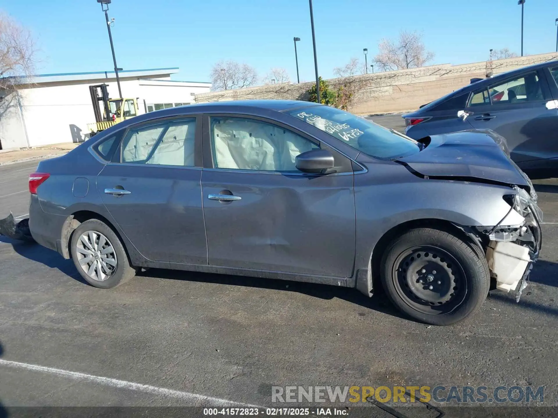 14 fotografías del automóvil dañado 3N1AB7APXKY331327 NISSAN SENTRA 2019