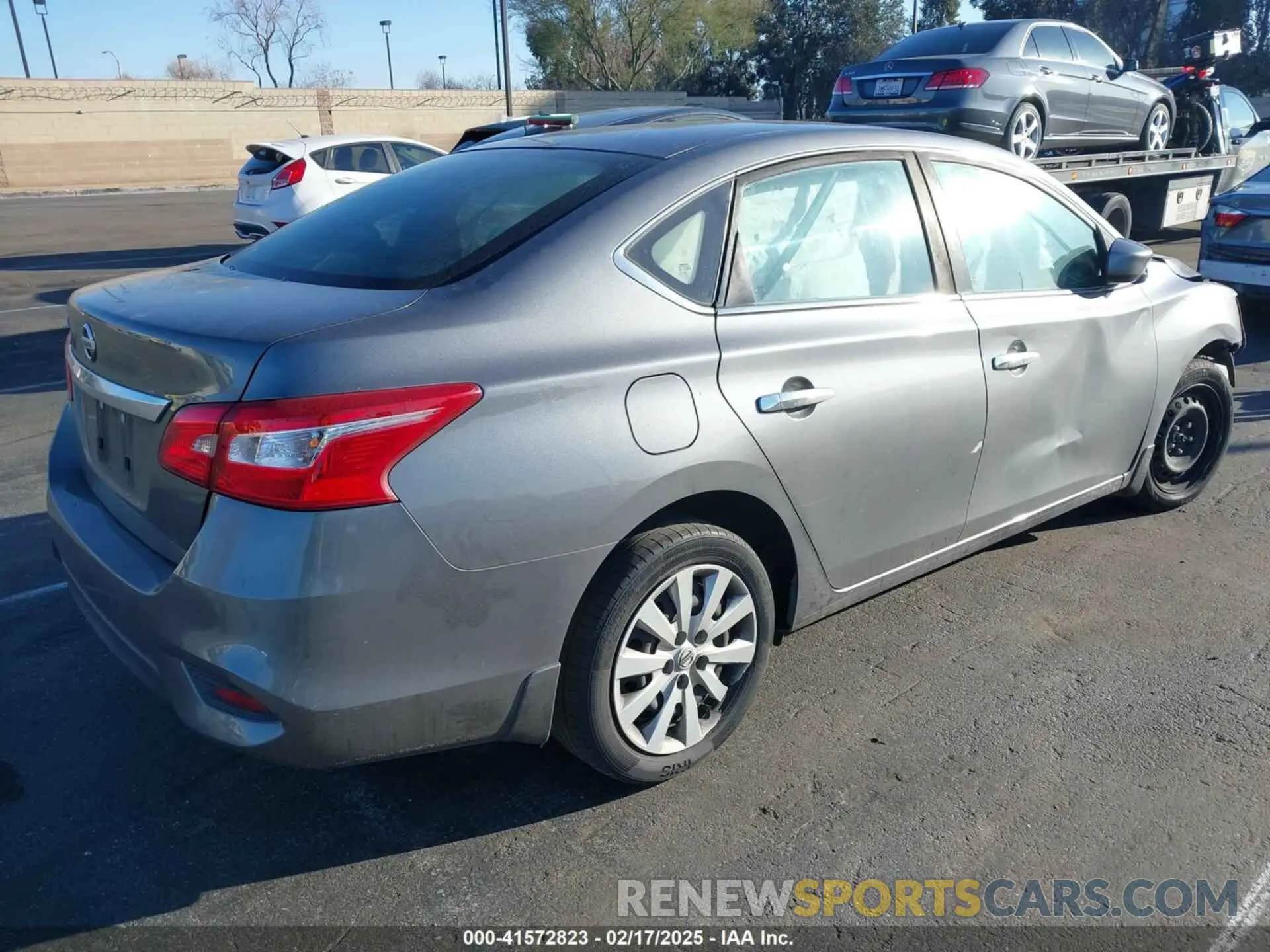 4 fotografías del automóvil dañado 3N1AB7APXKY331327 NISSAN SENTRA 2019