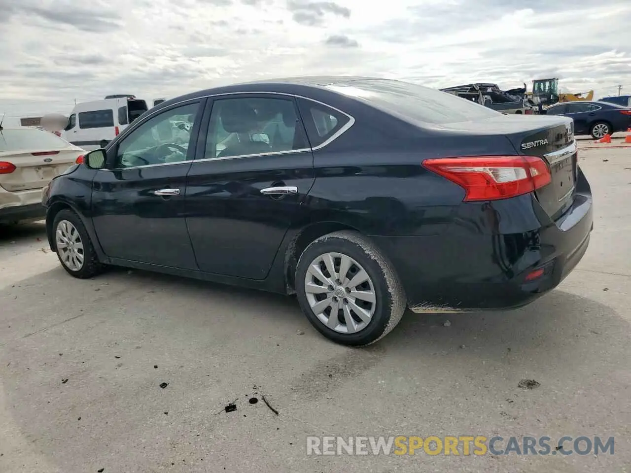 2 fotografías del automóvil dañado 3N1AB7APXKY342103 NISSAN SENTRA 2019