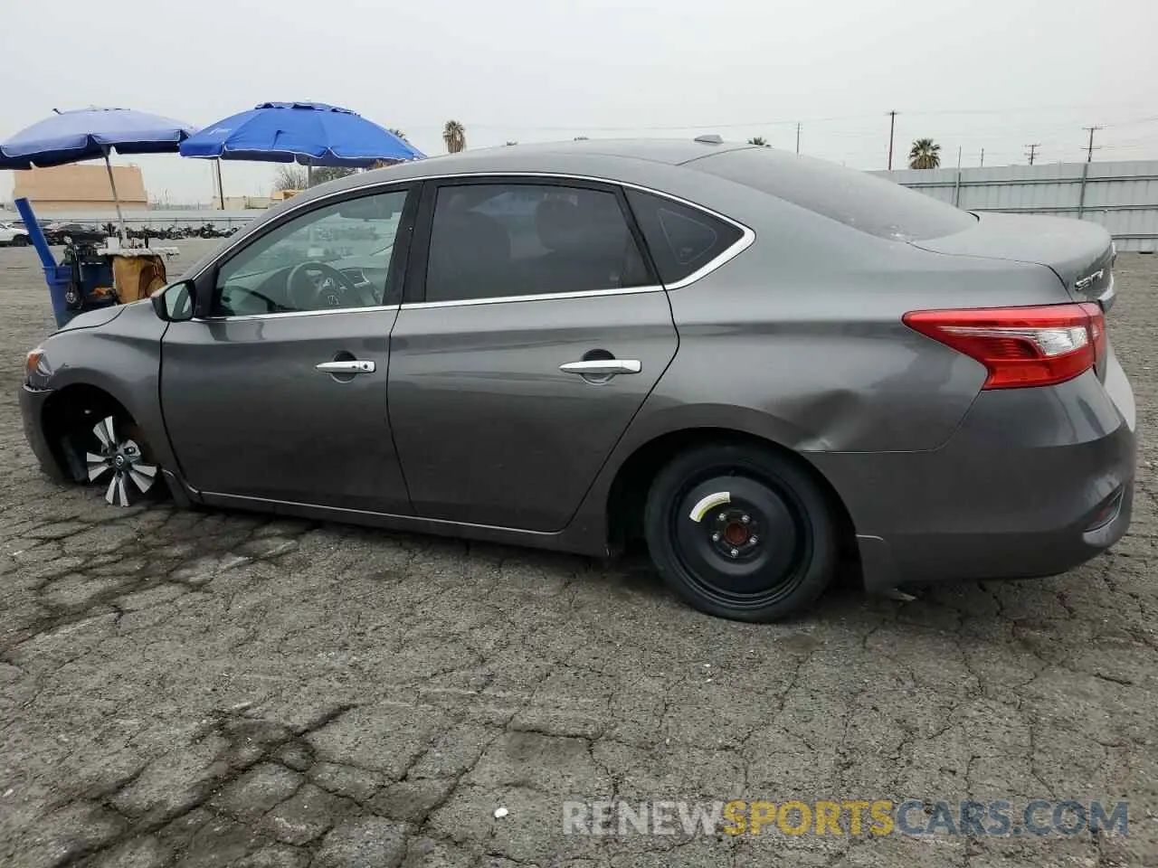 2 fotografías del automóvil dañado 3N1AB7APXKY369642 NISSAN SENTRA 2019