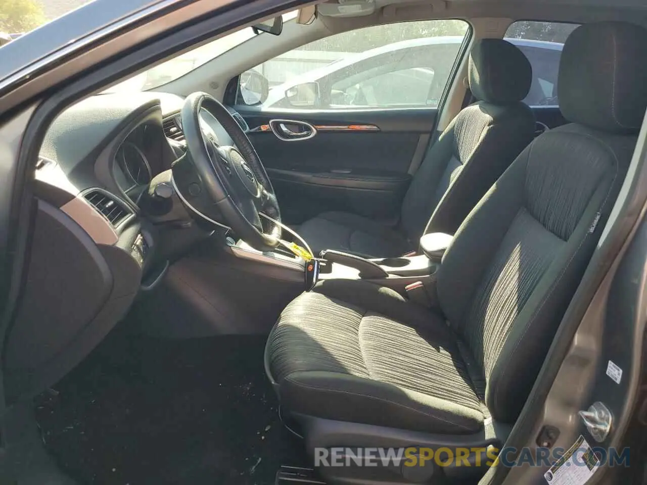 7 fotografías del automóvil dañado 3N1AB7APXKY369642 NISSAN SENTRA 2019