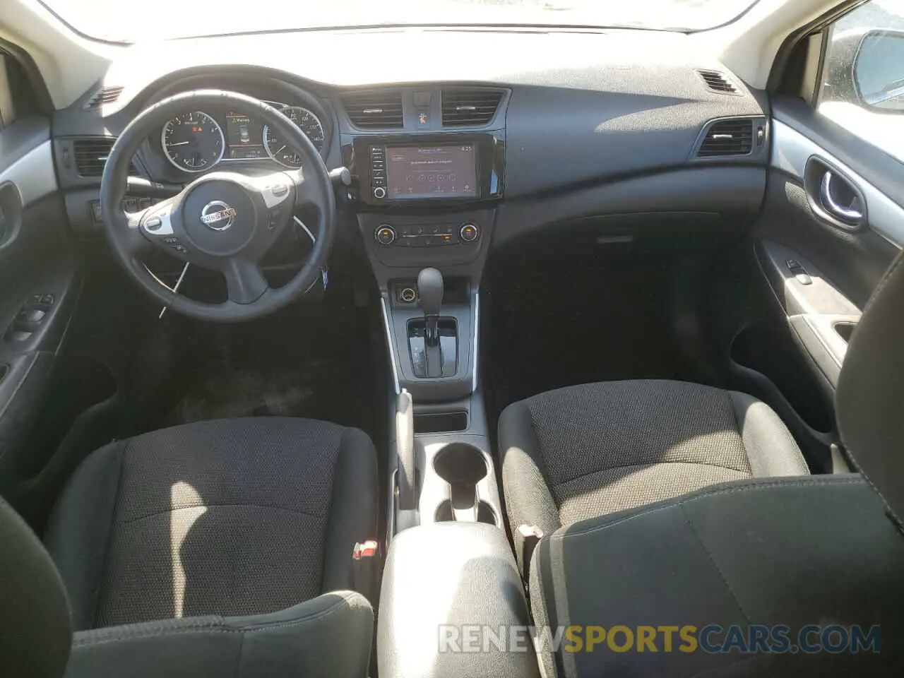 8 fotografías del automóvil dañado 3N1AB7APXKY381418 NISSAN SENTRA 2019