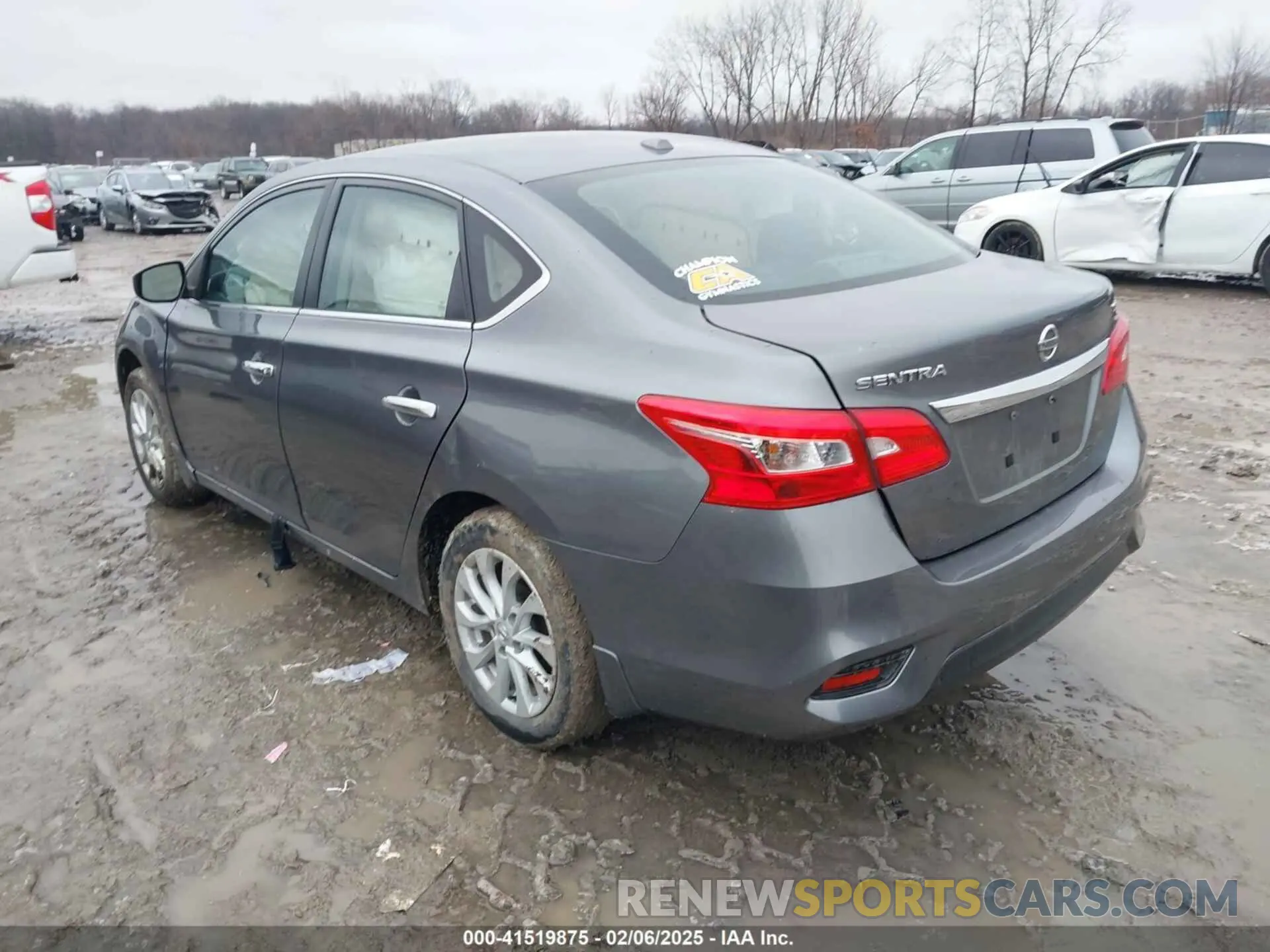3 fotografías del automóvil dañado 3N1AB7APXKY435669 NISSAN SENTRA 2019