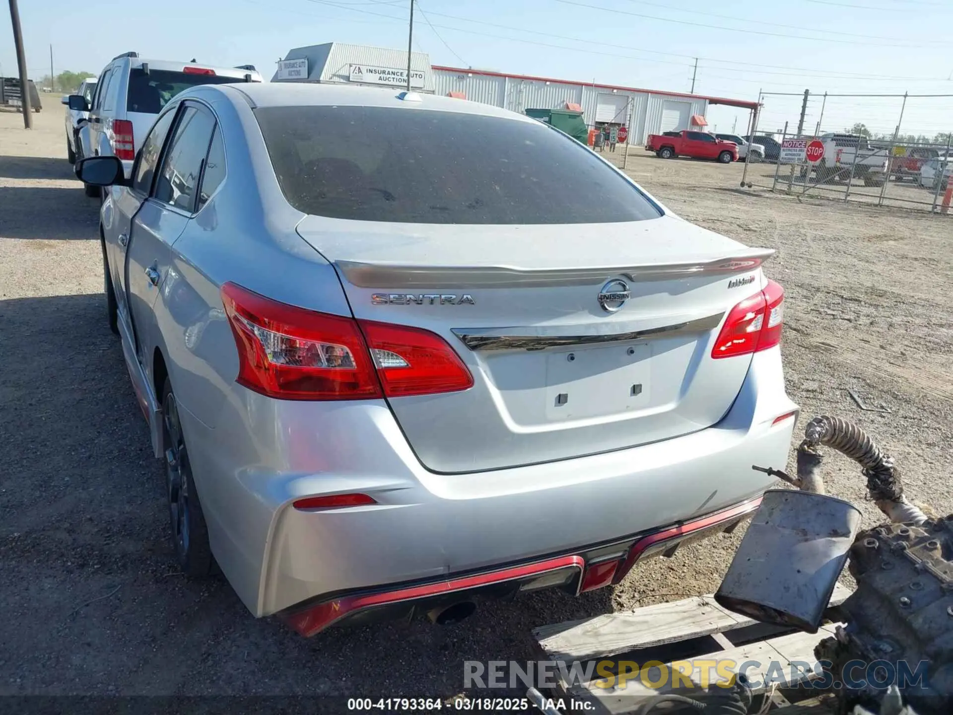 3 fotografías del automóvil dañado 3N1CB7AP4KY257430 NISSAN SENTRA 2019