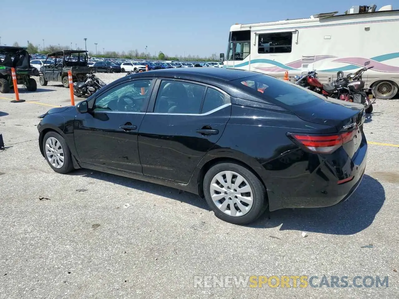 2 fotografías del automóvil dañado 3N1AB8BV1LY263911 NISSAN SENTRA 2020