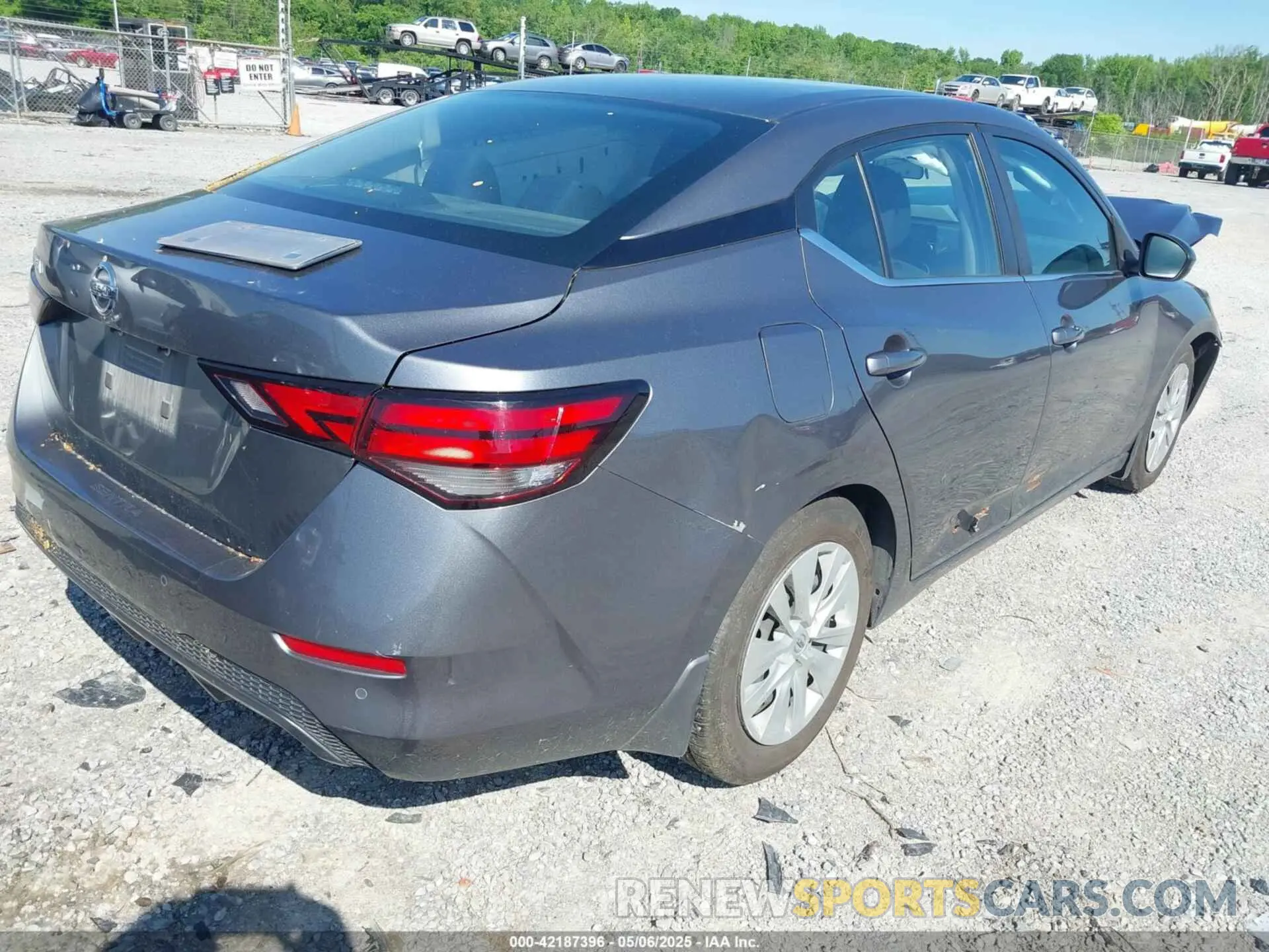 4 fotografías del automóvil dañado 3N1AB8BV1LY308099 NISSAN SENTRA 2020