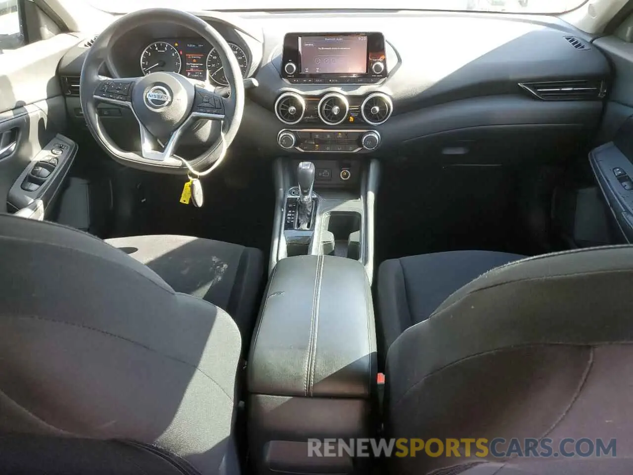 8 fotografías del automóvil dañado 3N1AB8BV4LY220180 NISSAN SENTRA 2020